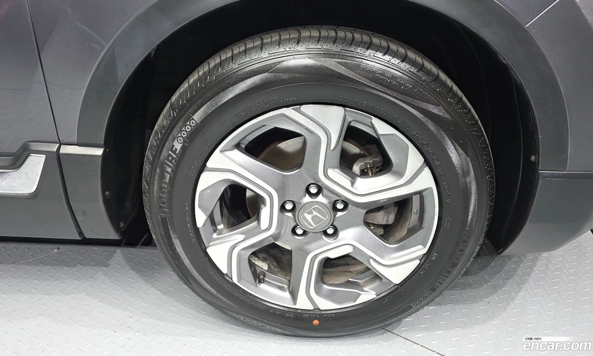 Honda CR-V 2019 5J6RW1870KL520403 — 23