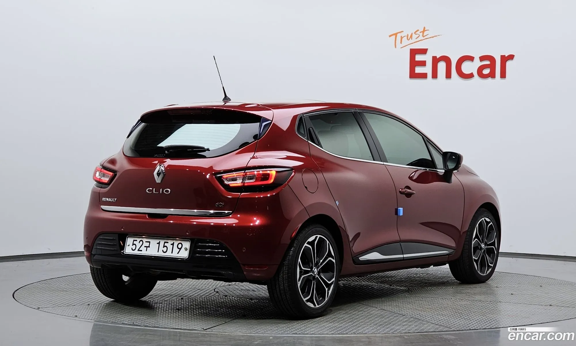 Renault Korea (Samsung) Clio 2018 — 13