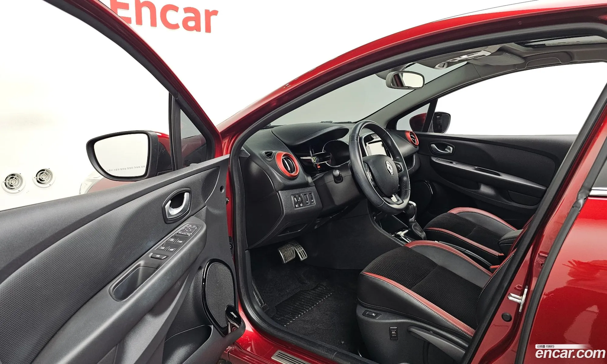Renault Korea (Samsung) Clio 2018 — 32