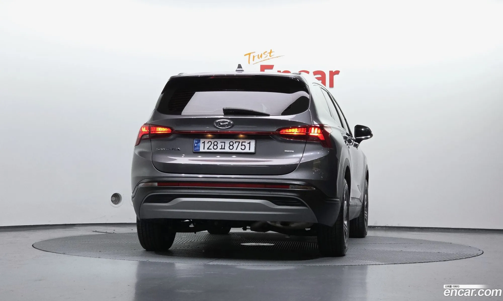 Hyundai Santa Fe 2023 — 16
