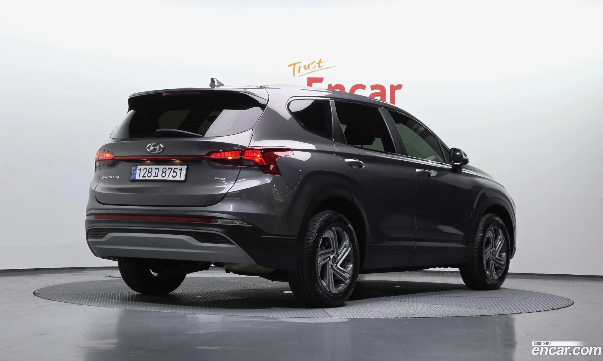 Hyundai Santa Fe 2023 — 2