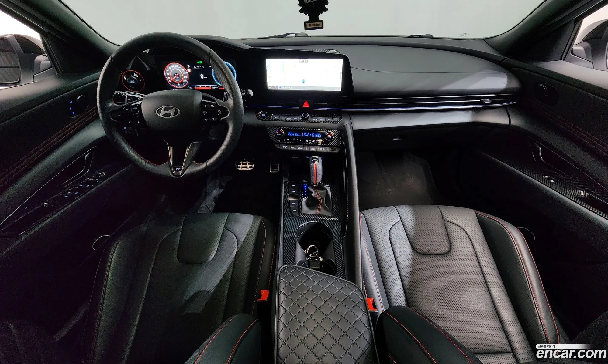 Hyundai Elantra 2024 — 22