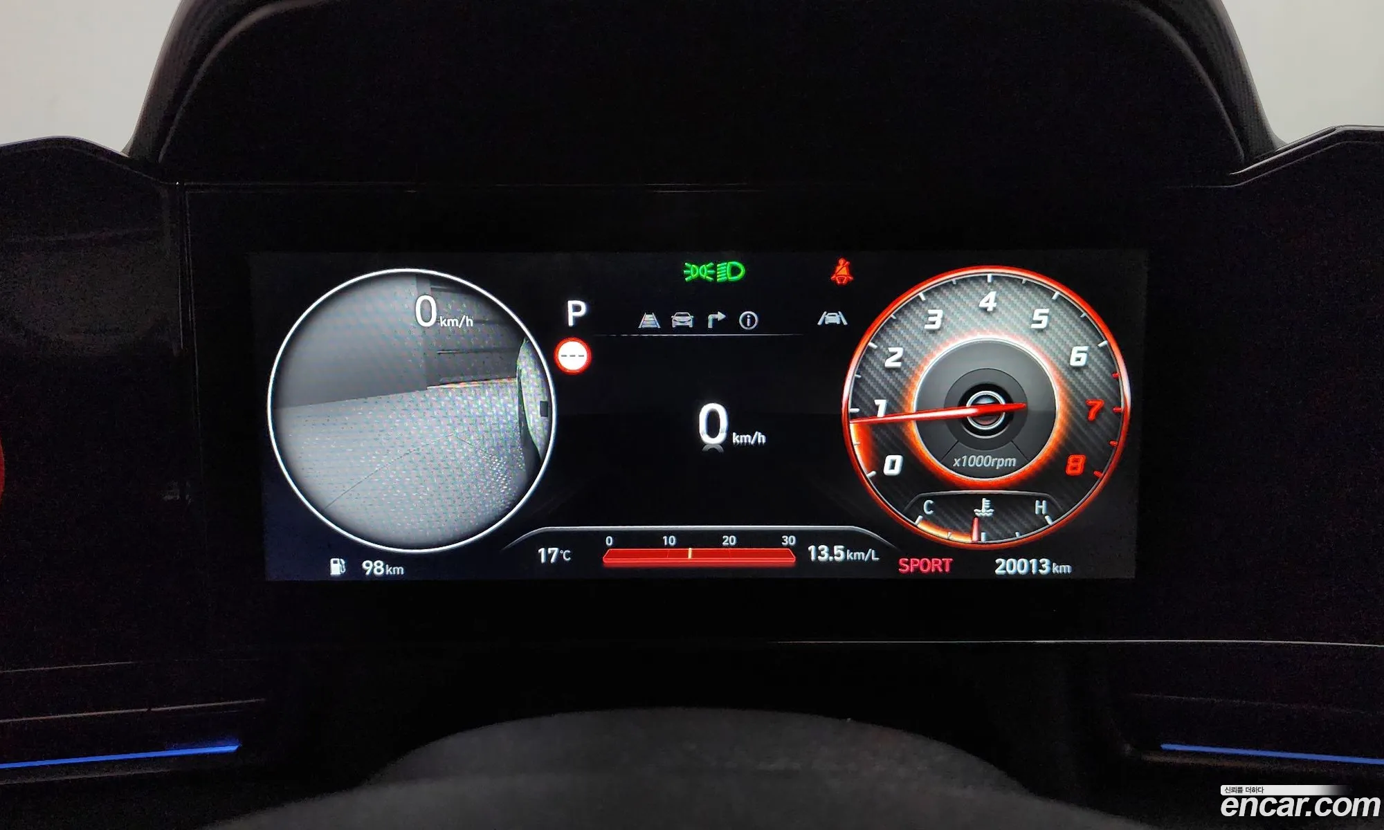 Hyundai Elantra 2024 — 19