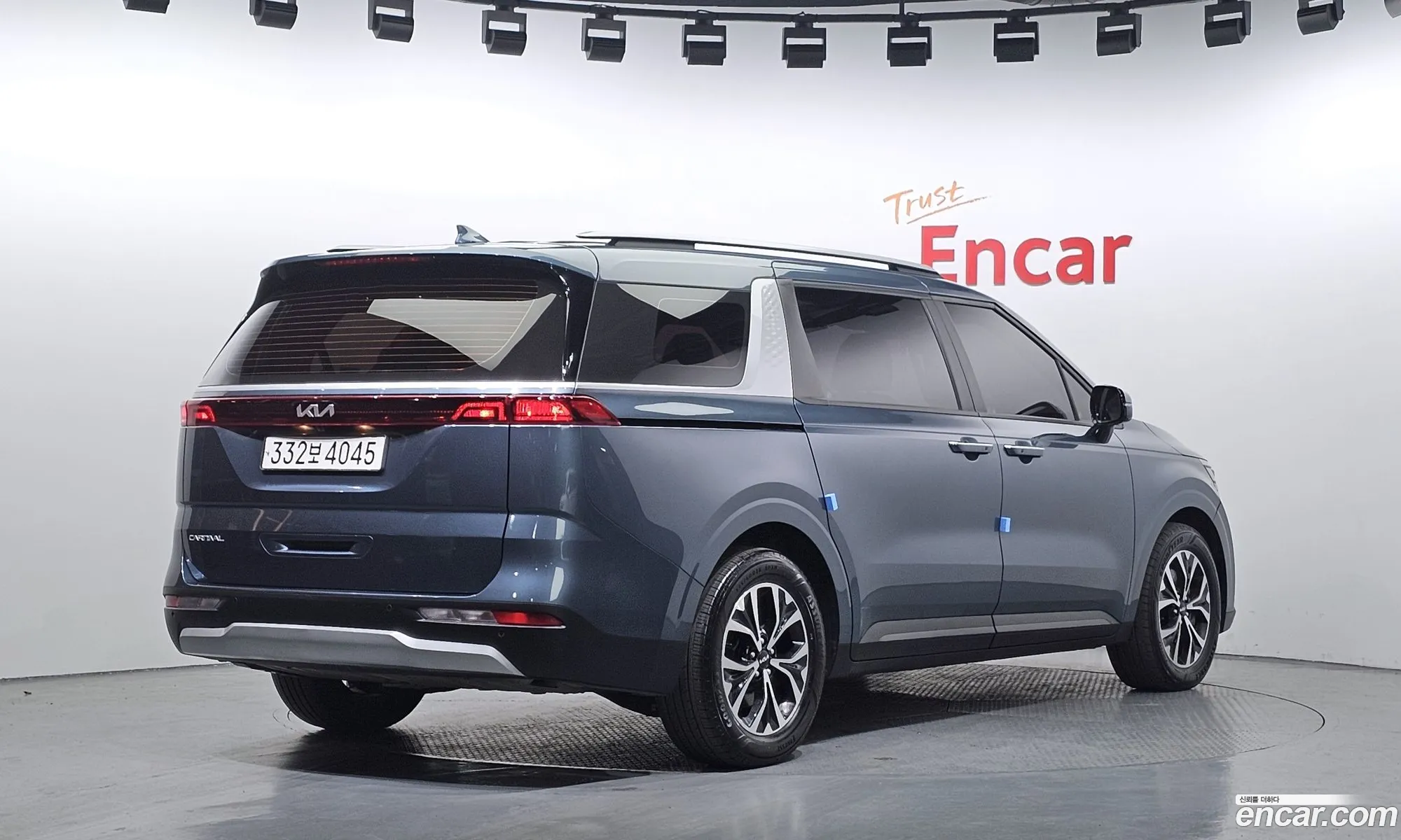 Kia Carnival 2022 — 9