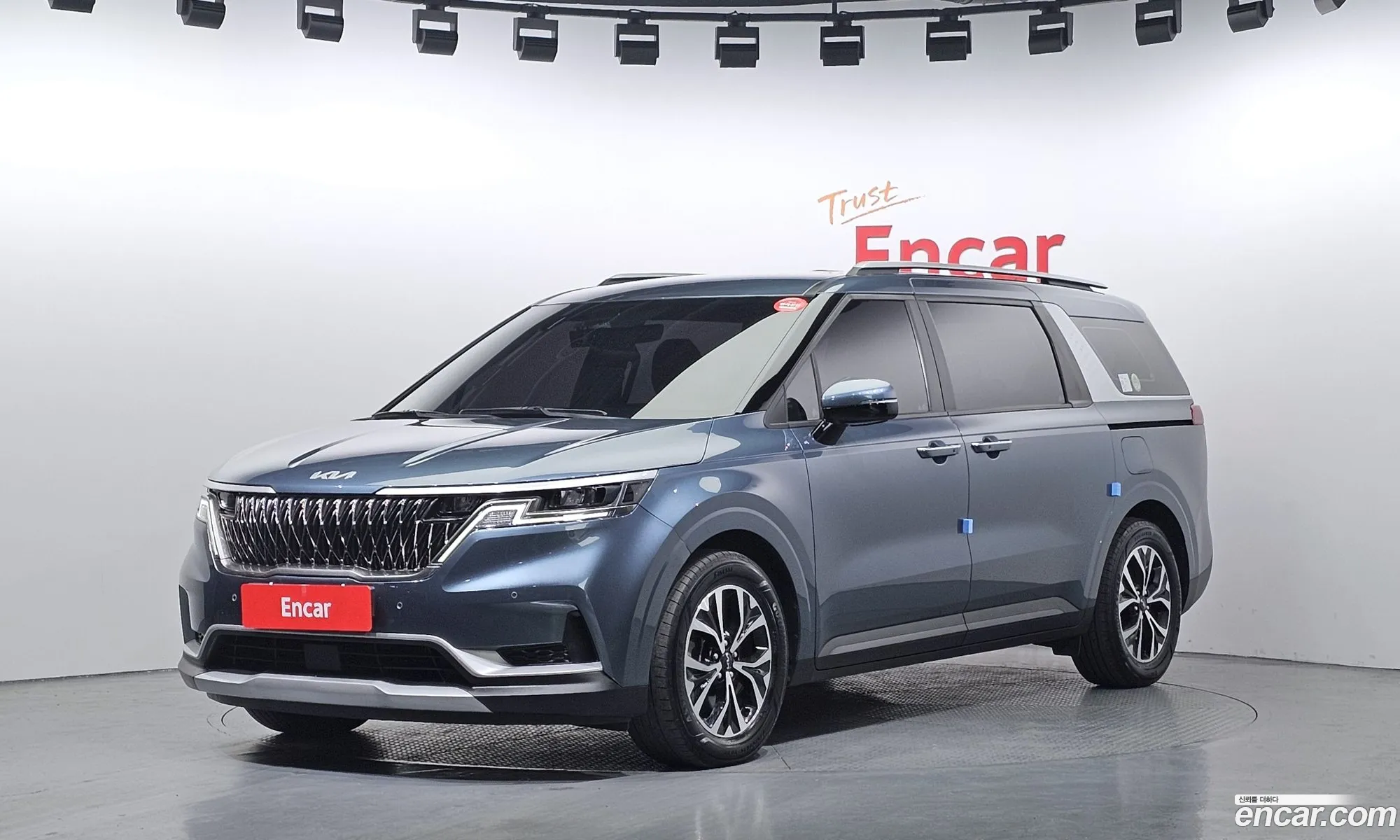 Kia Carnival 2022 — 22