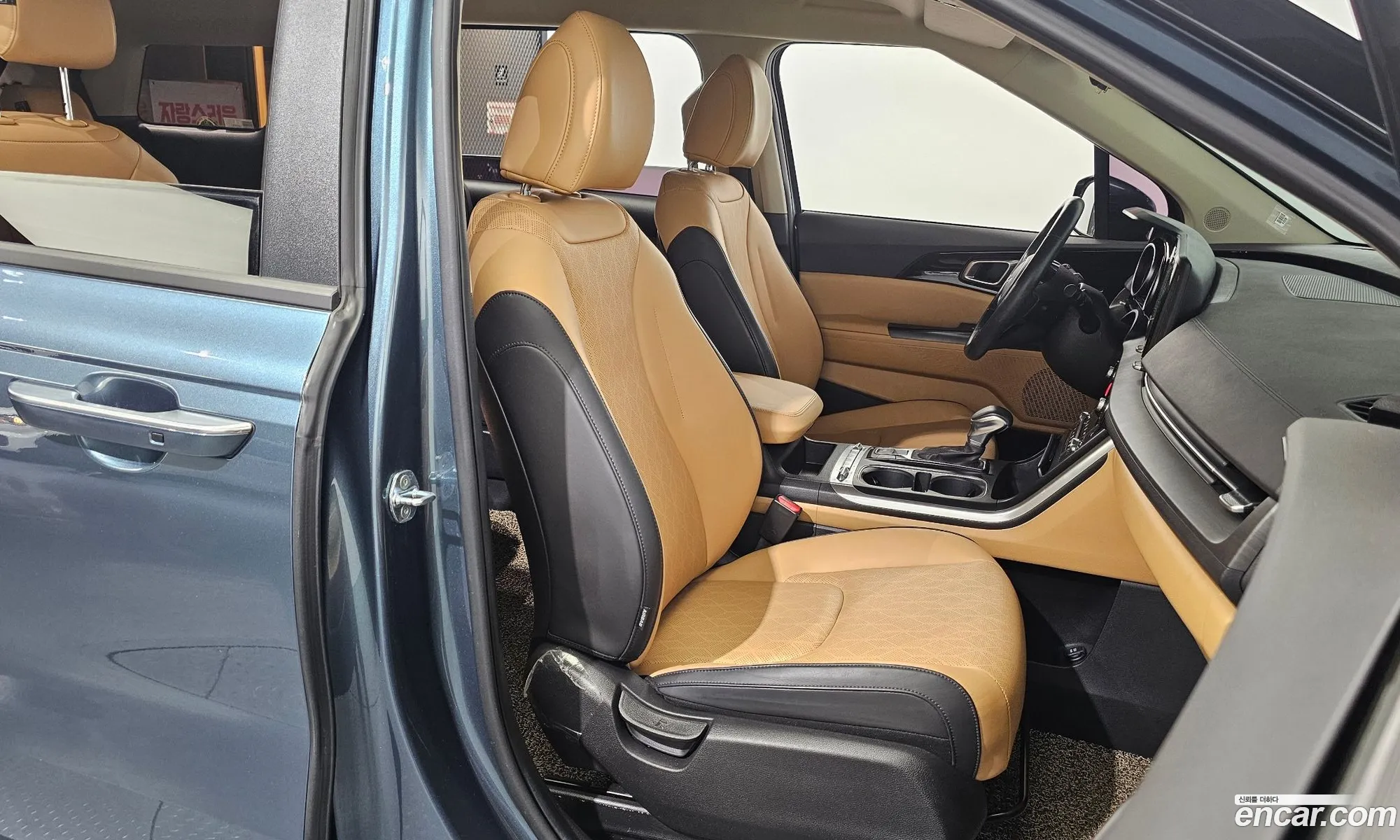 Kia Carnival 2022 — 16