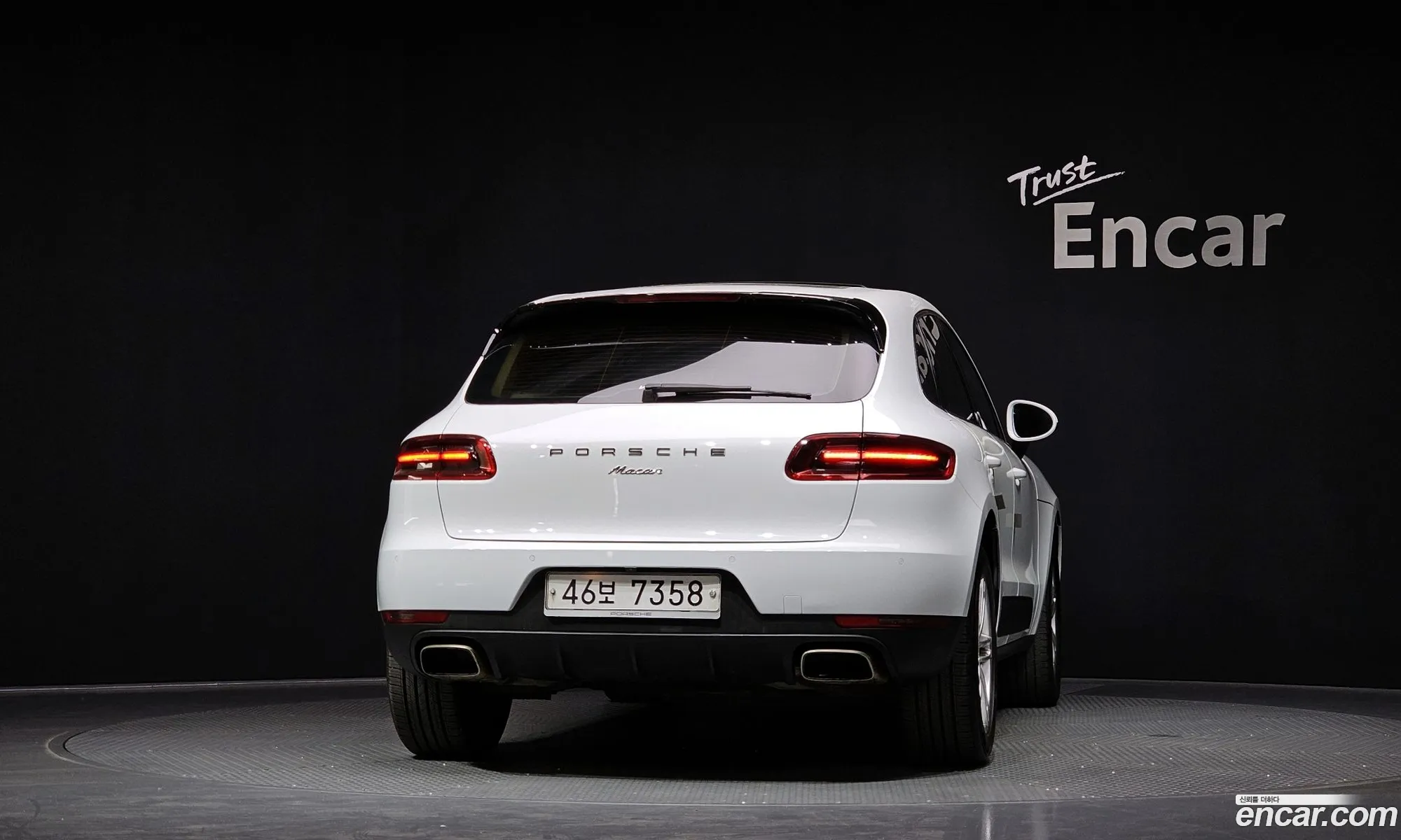 Porsche Macan 2017 — 19