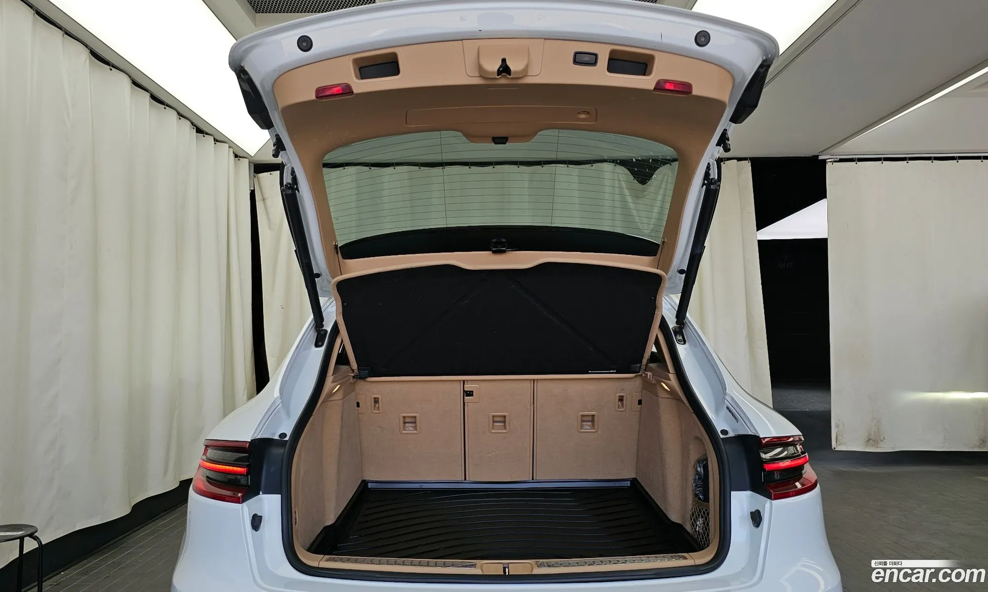 Porsche Macan 2017 — 12