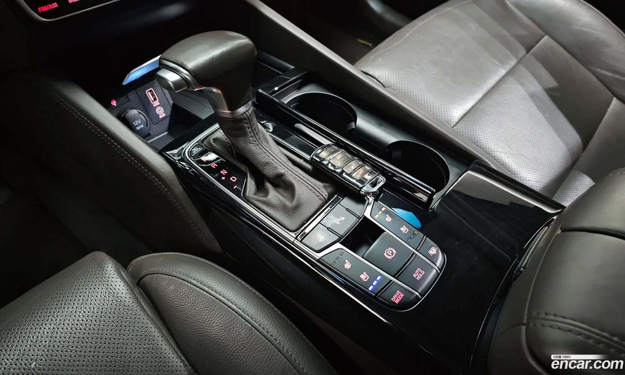 Kia K7 2016 — 2