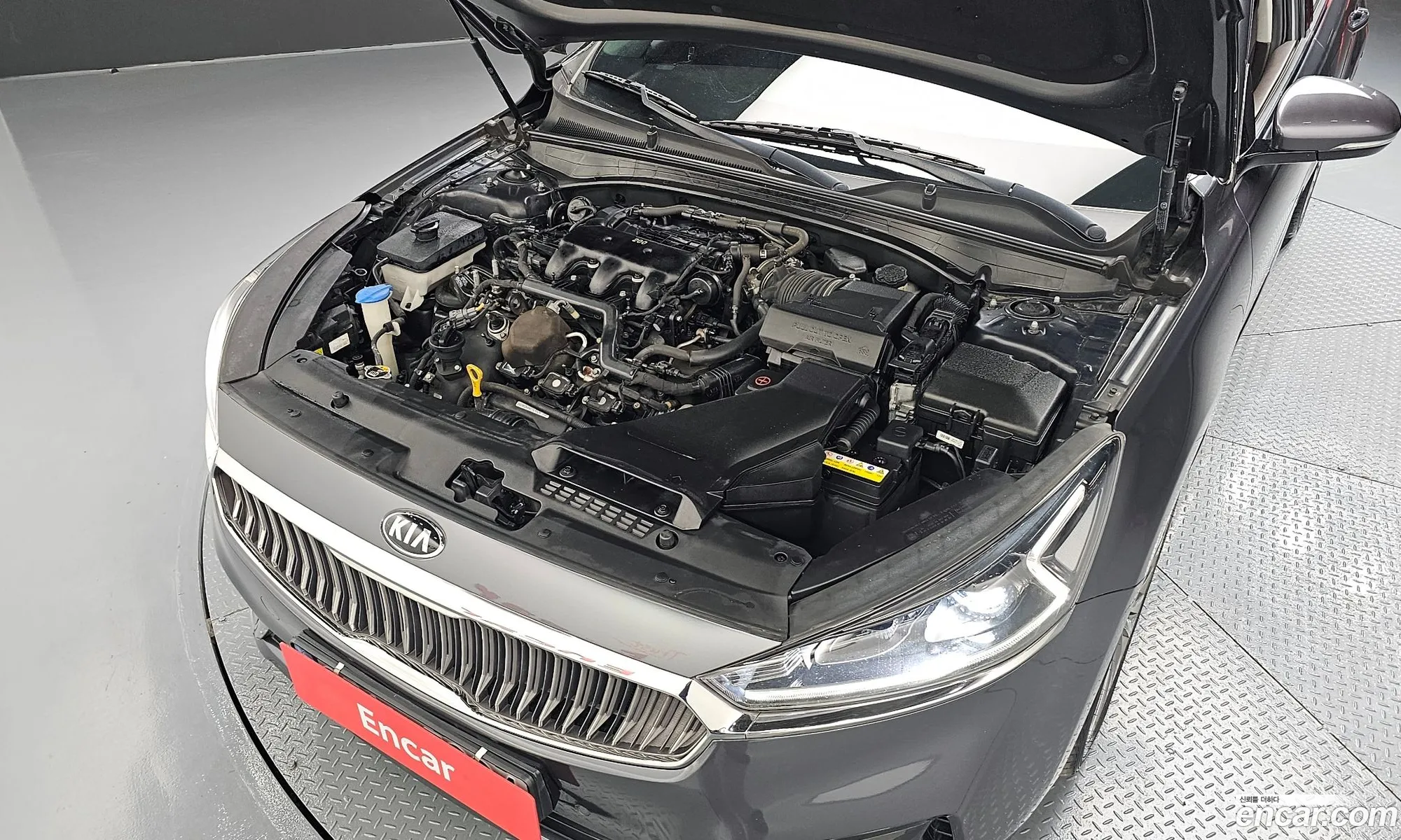 Kia K7 2016 — 17