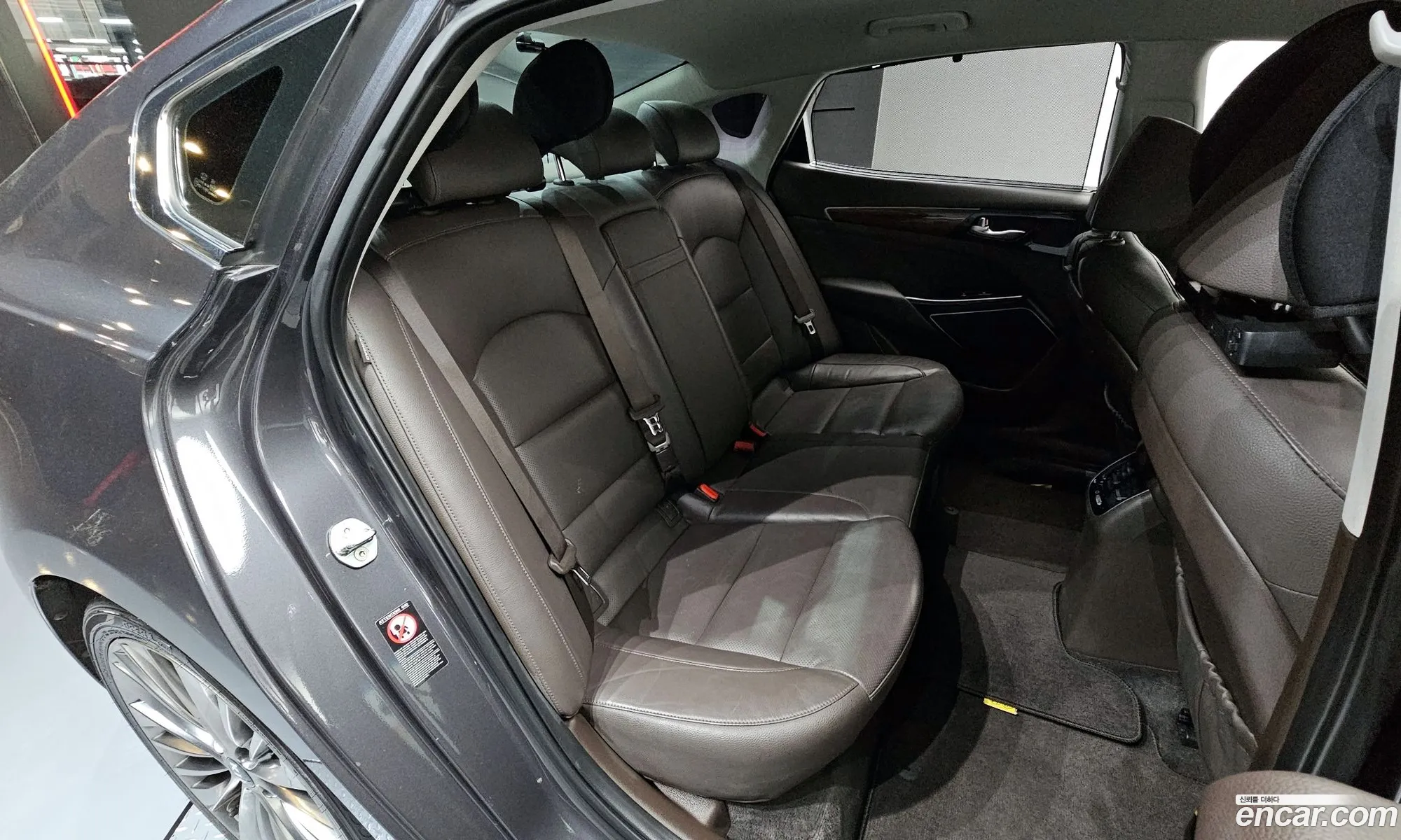 Kia K7 2016 — 7
