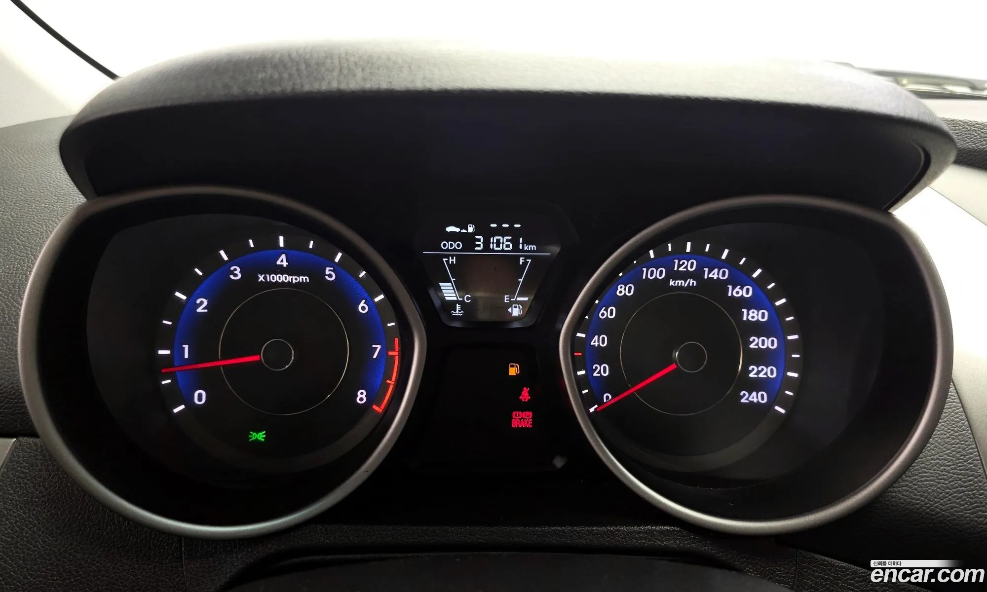 Hyundai Elantra MD 2012 — 10