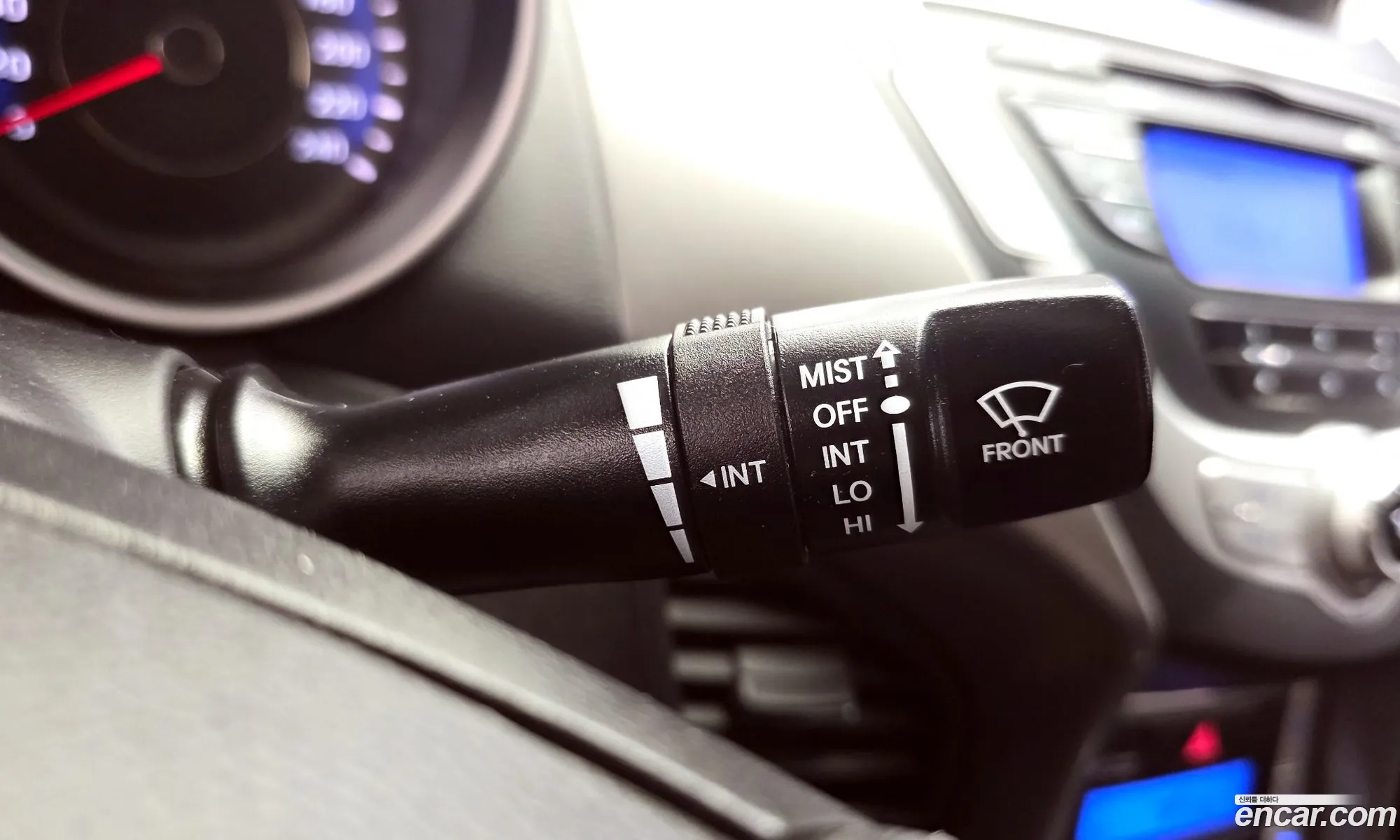 Hyundai Elantra MD 2012 — 15