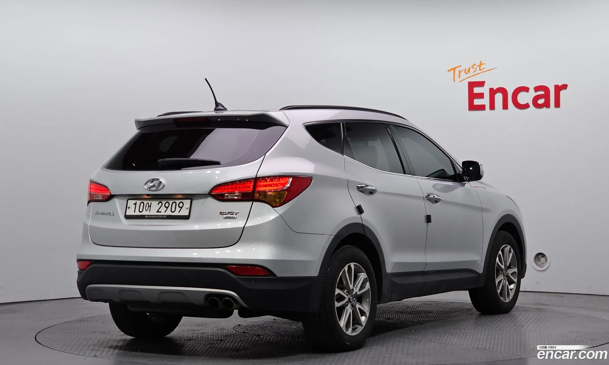 Hyundai Santa Fe DM 2012 — 23