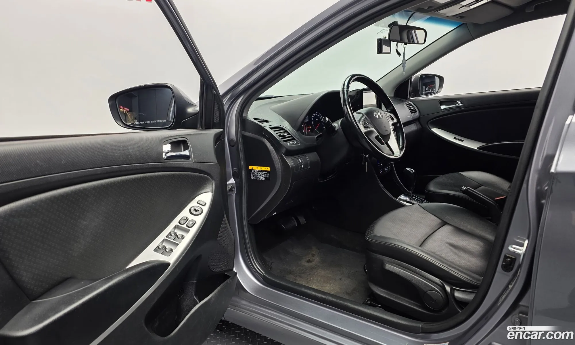 Hyundai Accent 2013 — 7