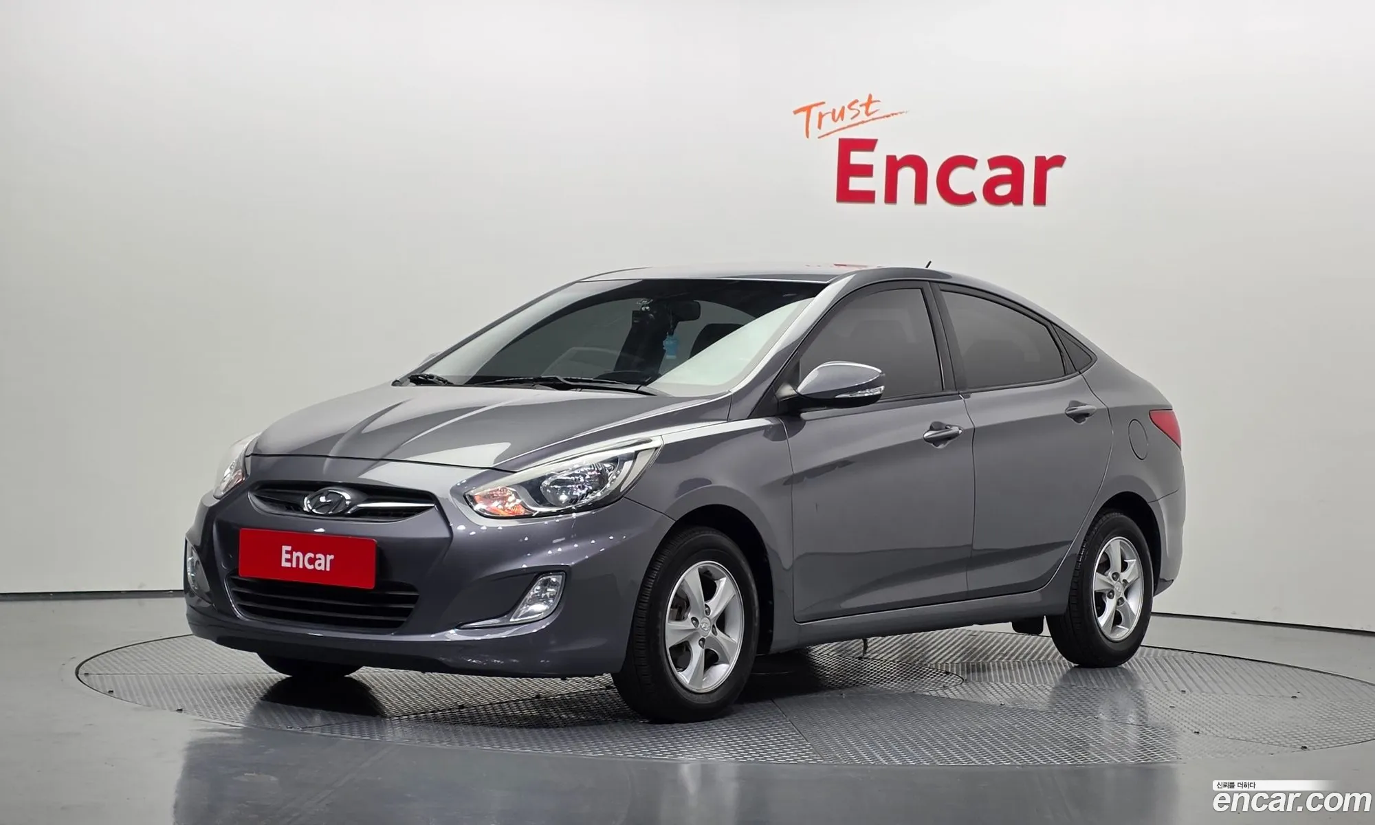 Hyundai Accent 2013 — 11