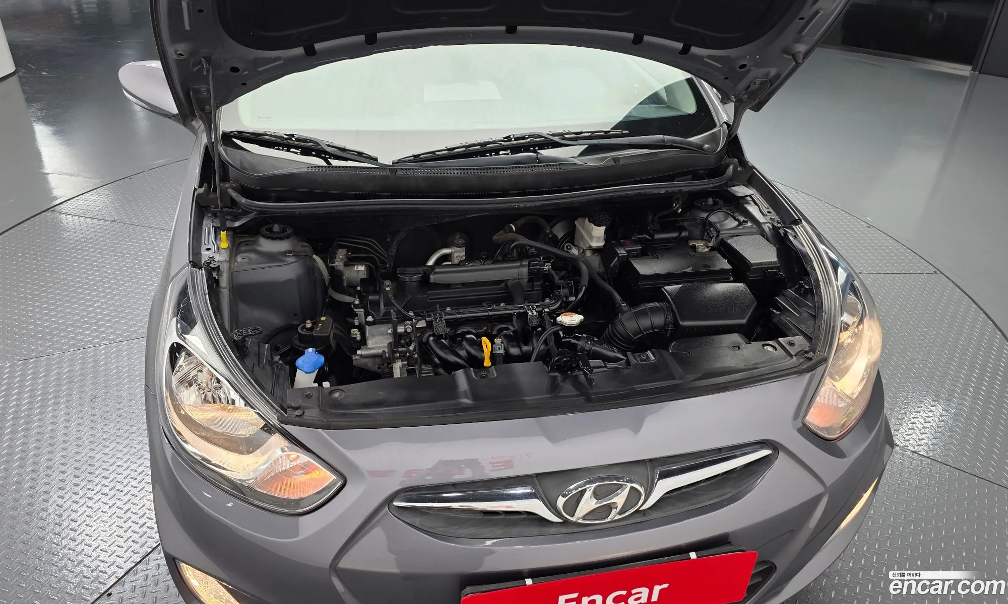 Hyundai Accent 2013 — 20