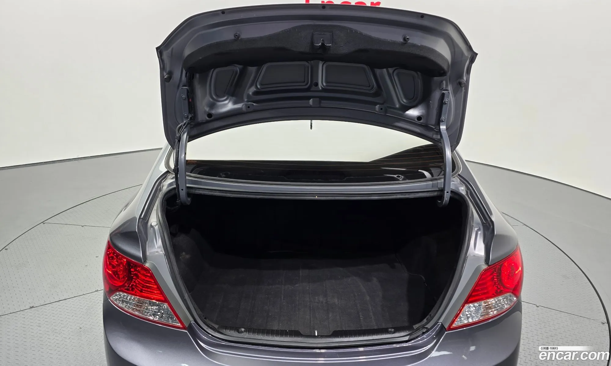 Hyundai Accent 2013 — 6