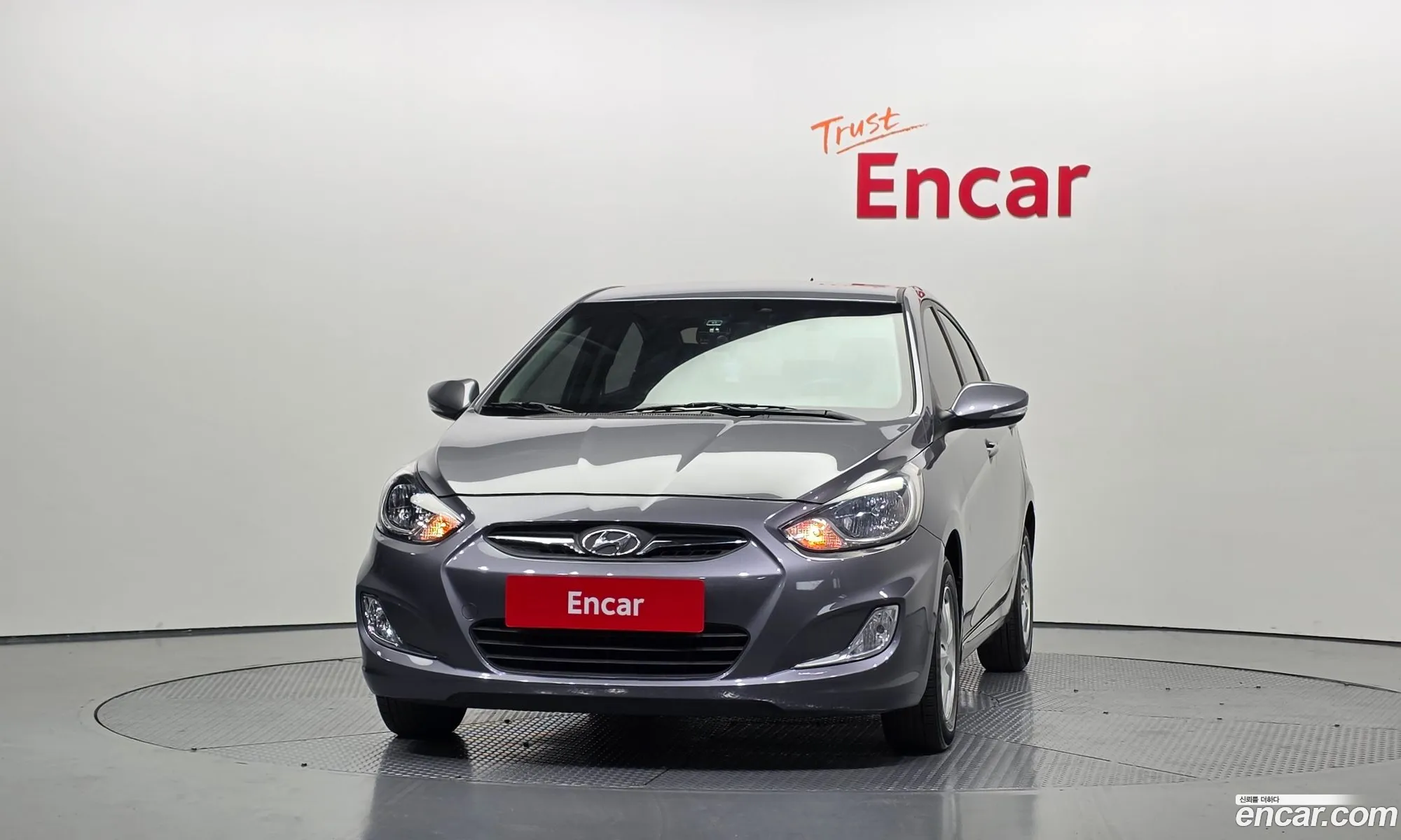 Hyundai Accent 2013 — 13