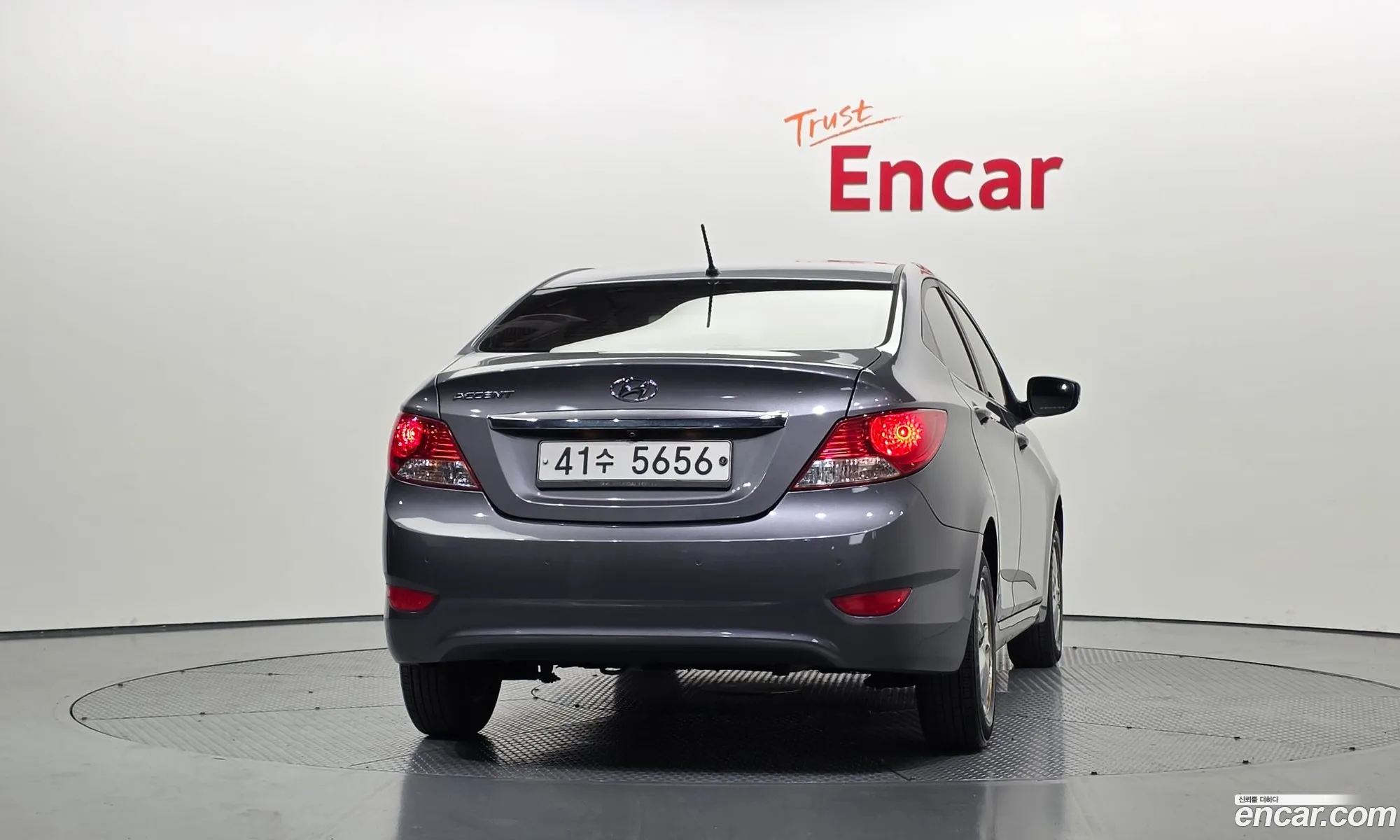 Hyundai Accent 2013 — 3