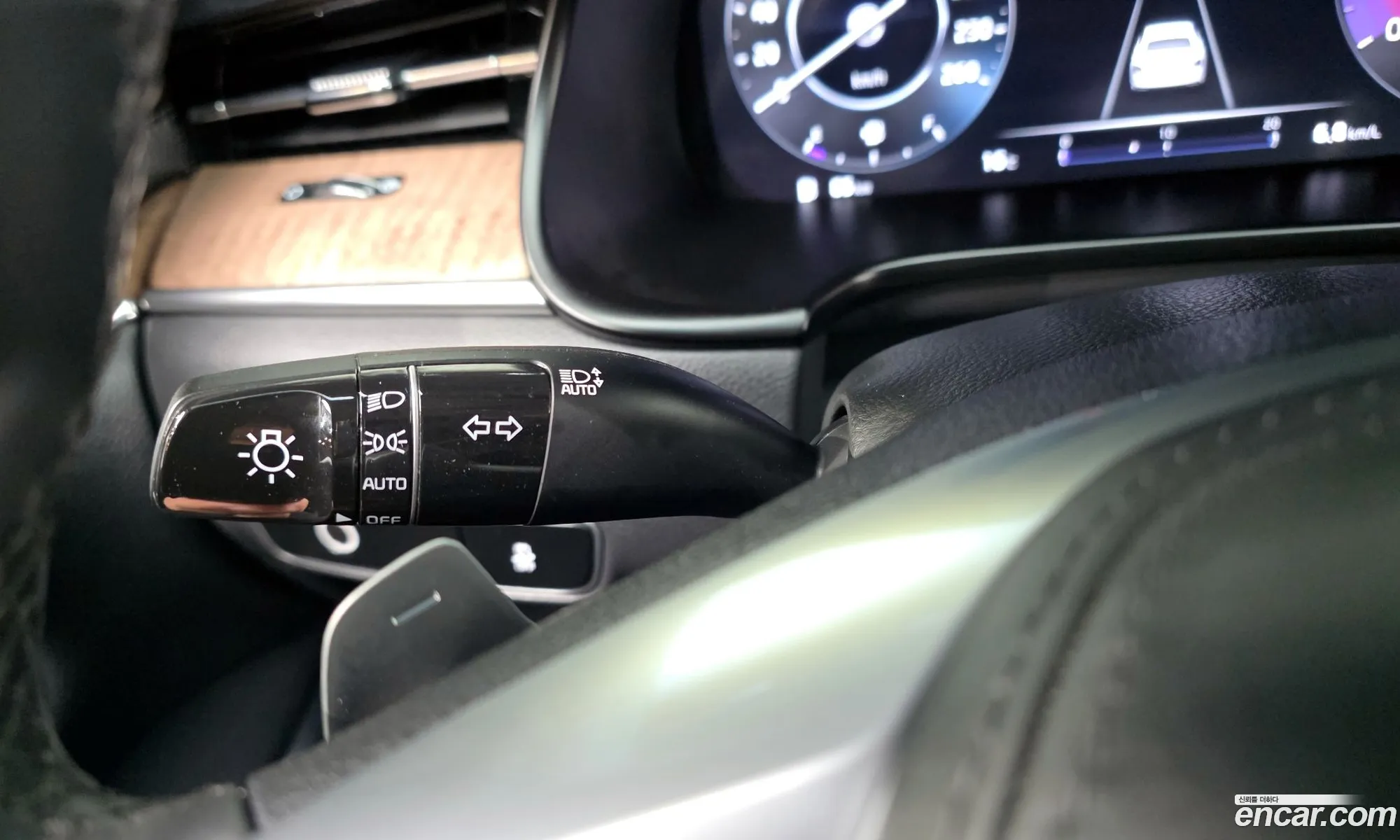 Kia K9 2021 — 38