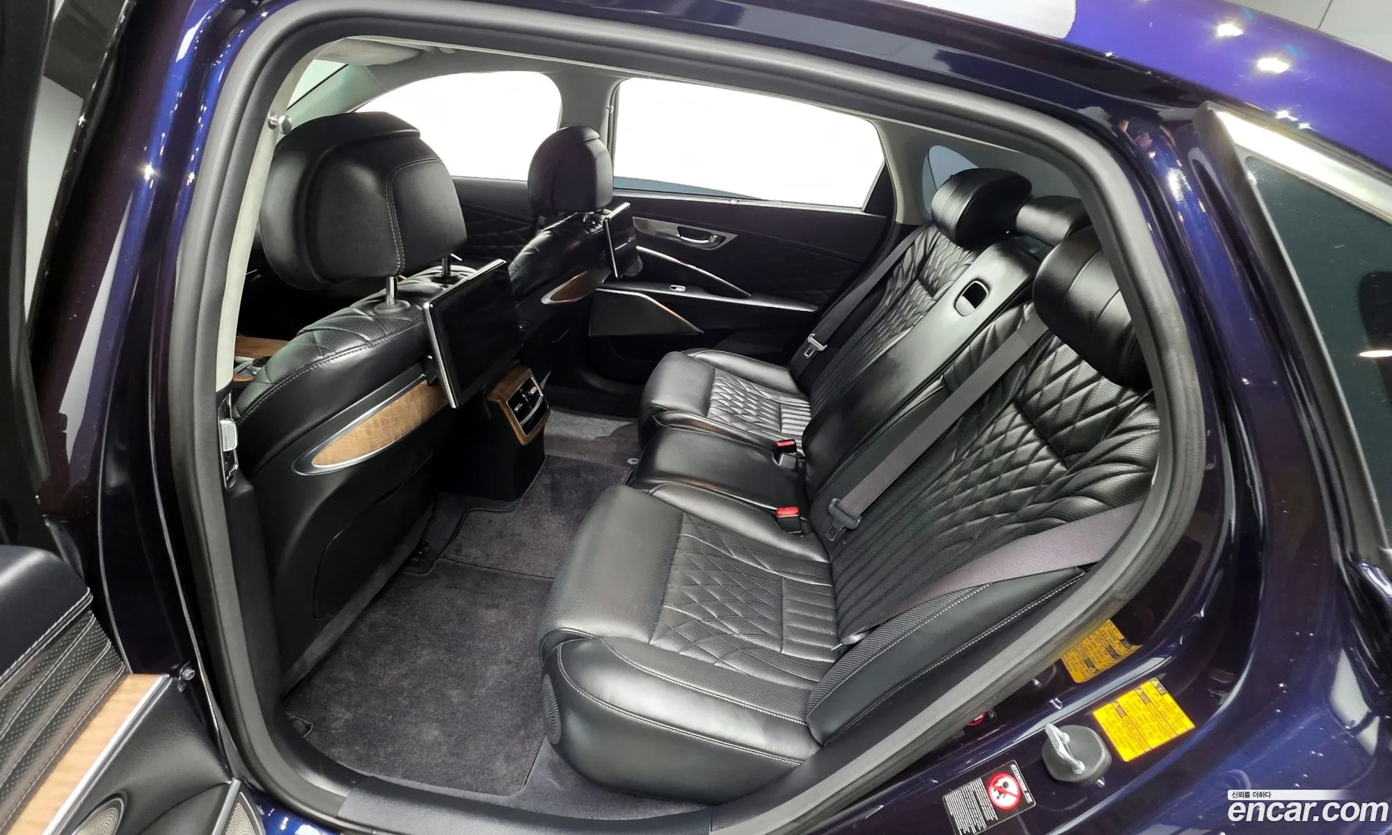 Kia K9 2021 — 2