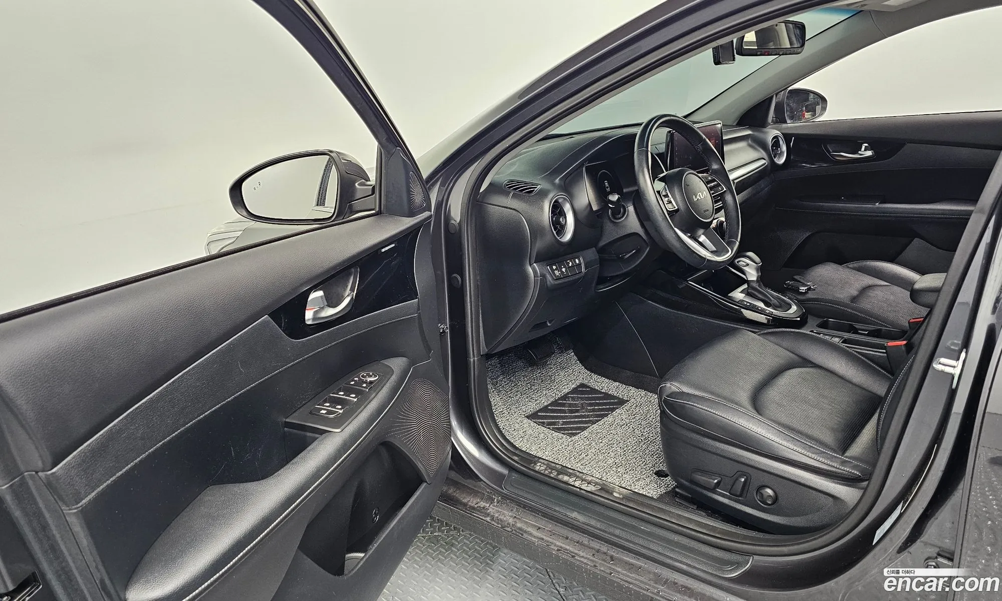 Kia K3 2022 — 15