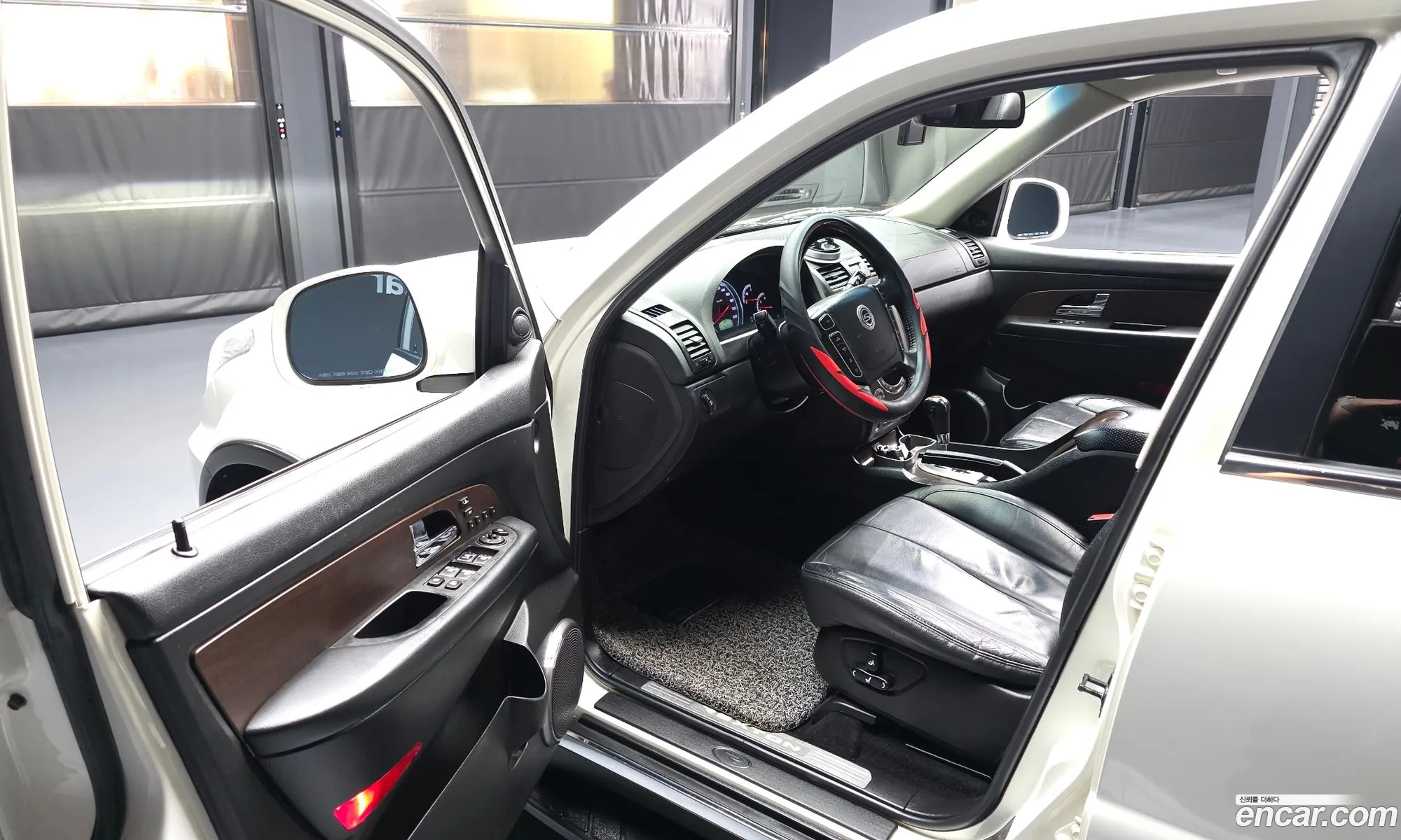 KG Mobility (SsangYong) Rexton W 2014 — 7