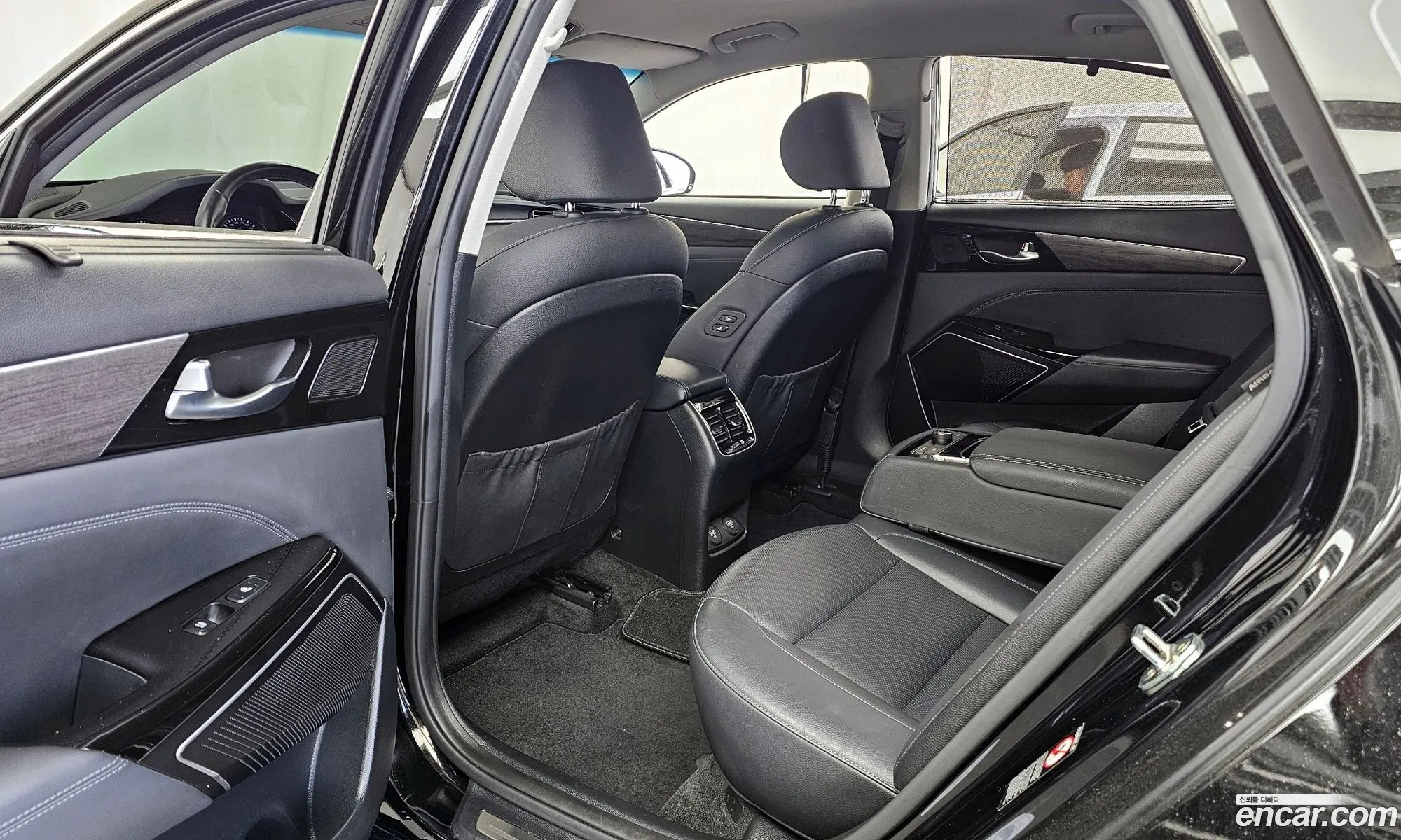 Kia K7 Premier 2019 — 27