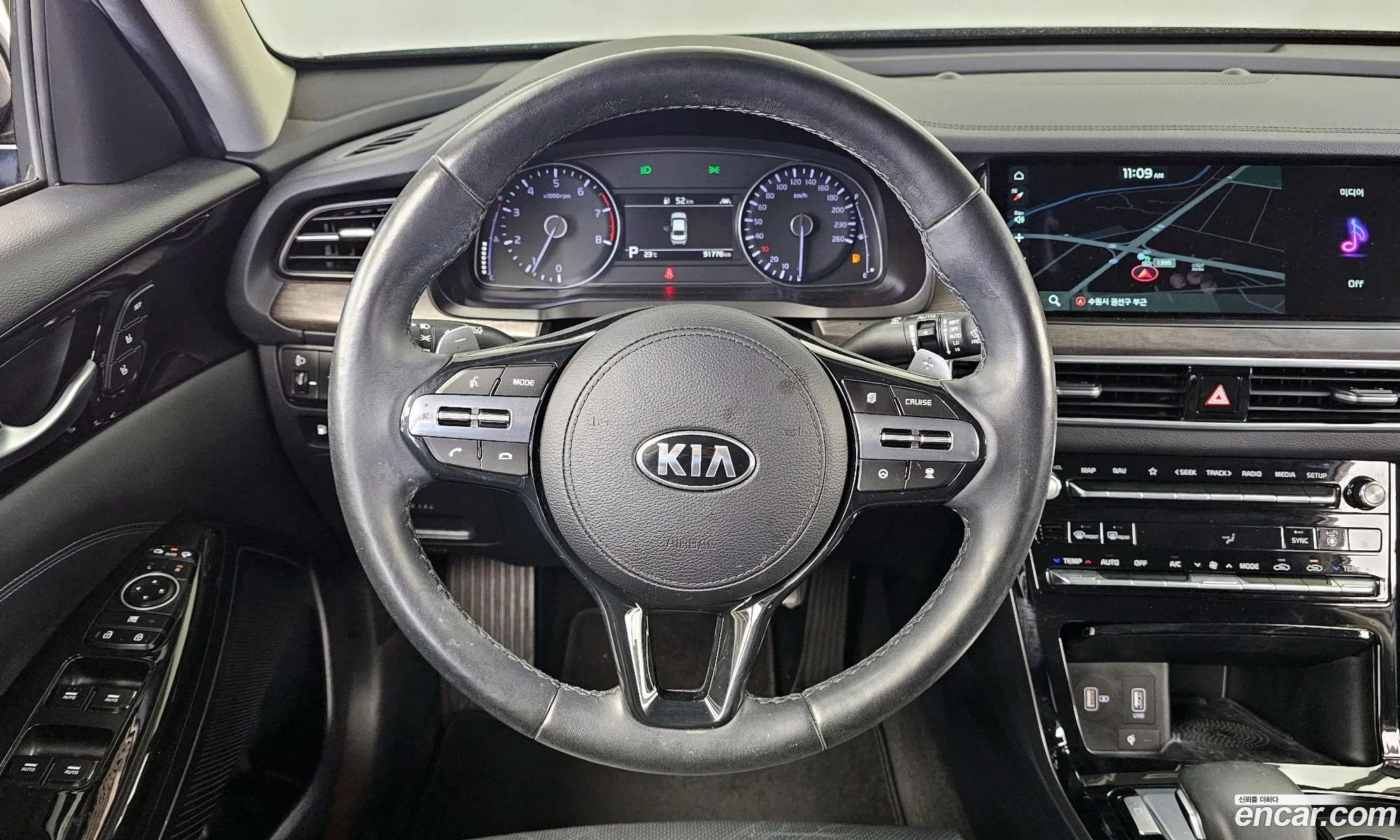 Kia K7 Premier 2019 — 35