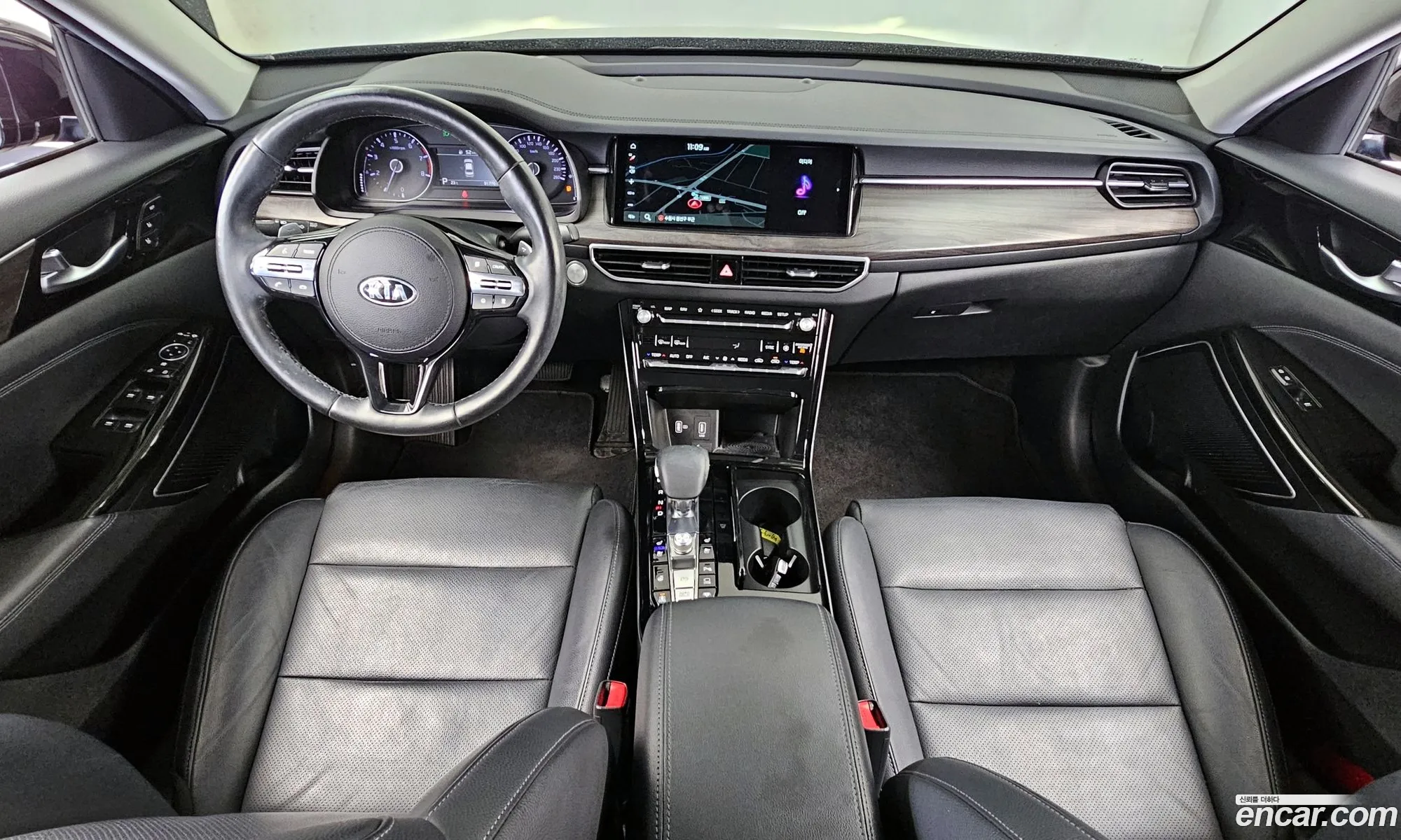Kia K7 Premier 2019 — 11