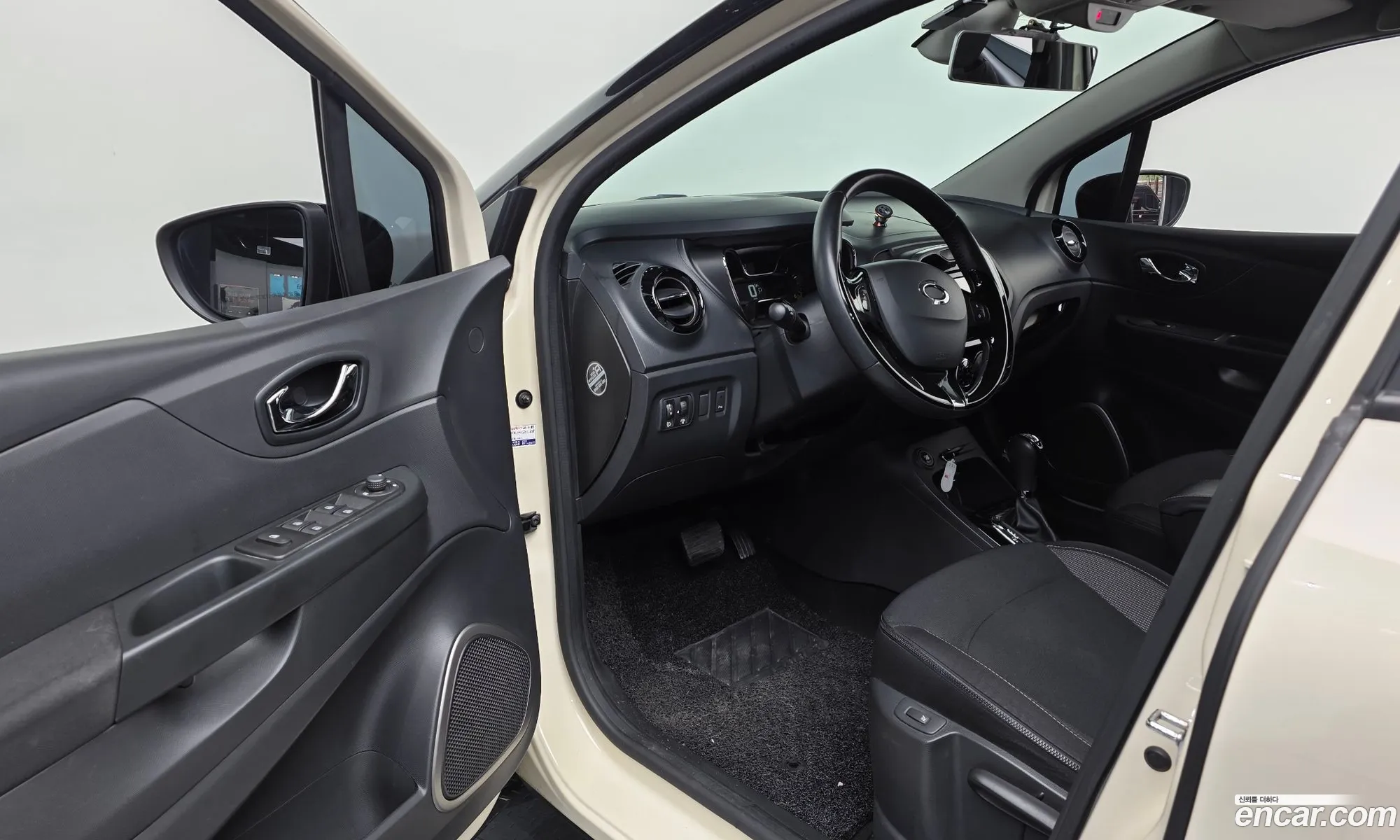 Renault Korea (Samsung) QM3 2015 — 13