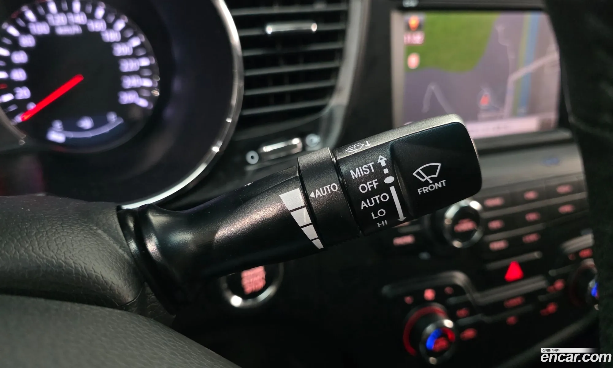 Kia K5 2010 — 14