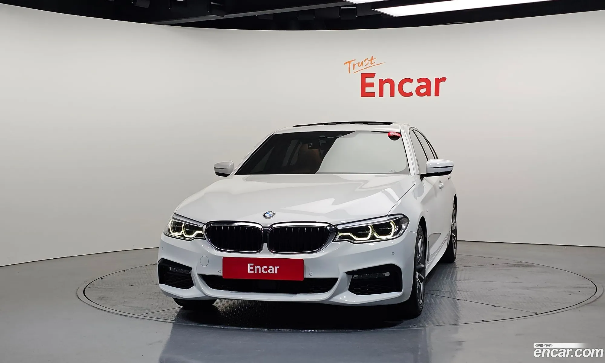 BMW 5 Series 2017 — 5