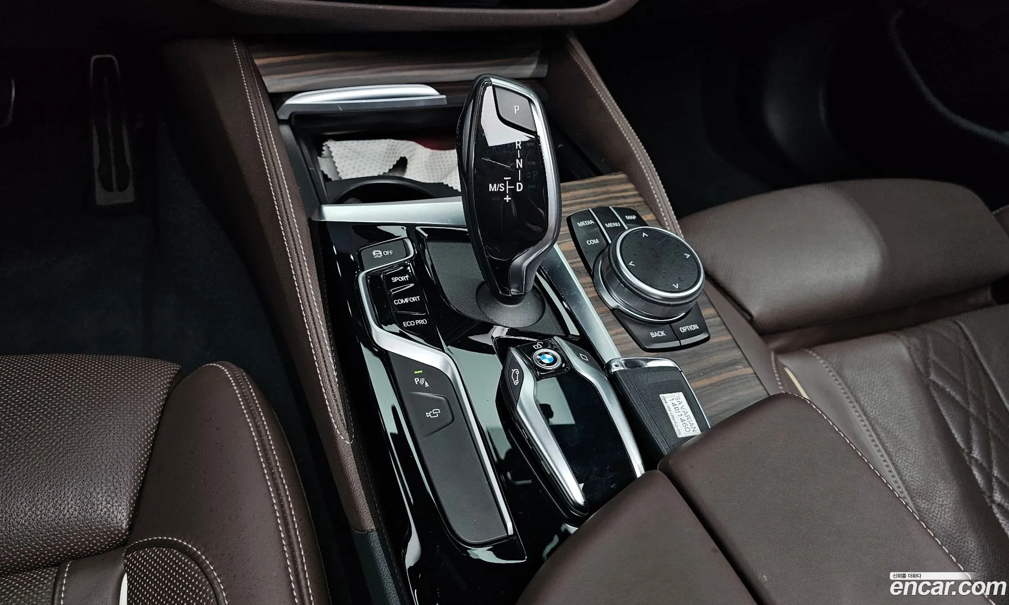 BMW 5 Series 2019 WBAJD3108KWW39331 — 22
