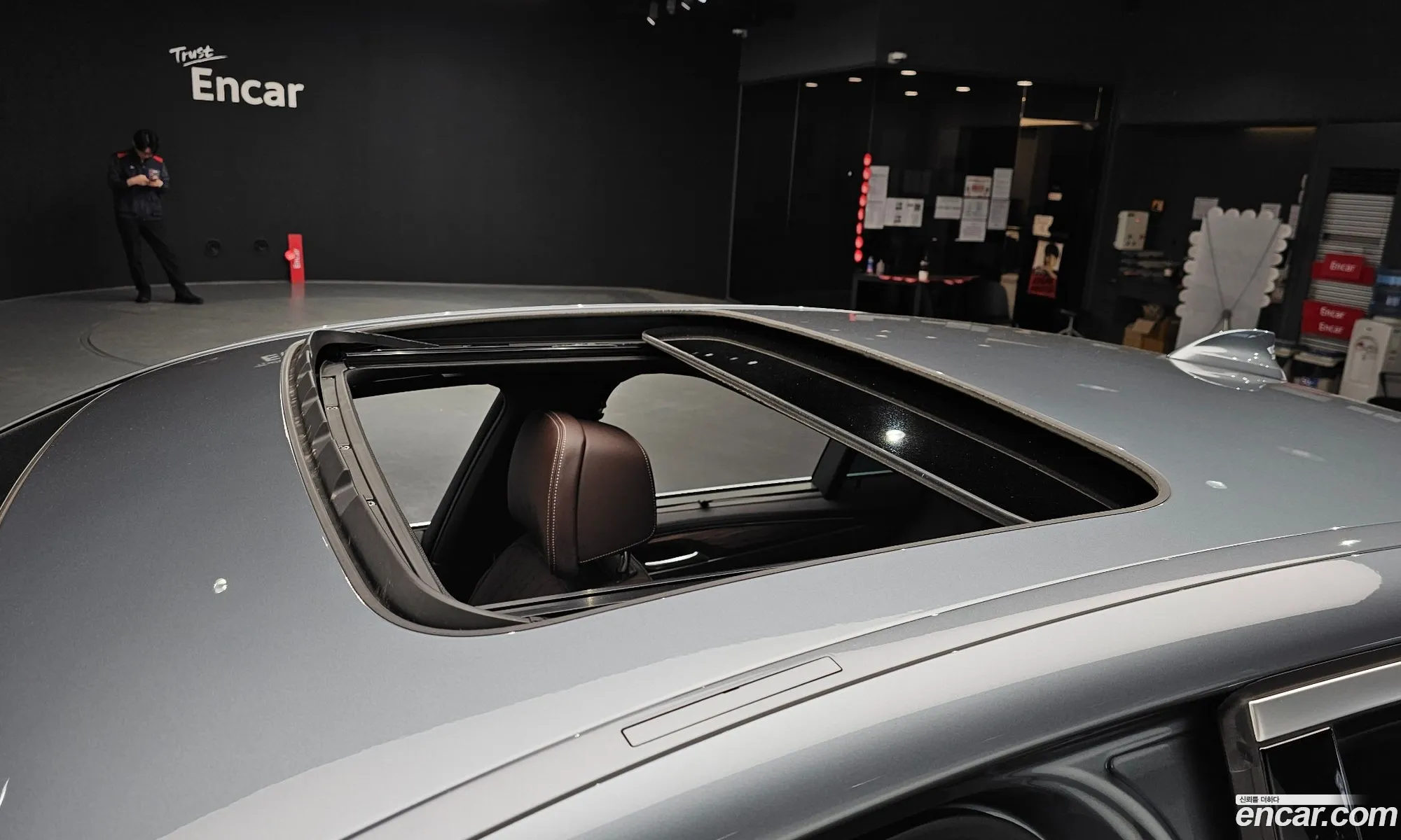 BMW 5 Series 2019 WBAJD3108KWW39331 — 7