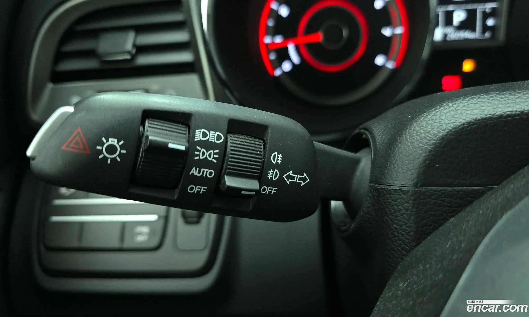 KG Mobility (SsangYong) Tivoli Armour 2017 — 8