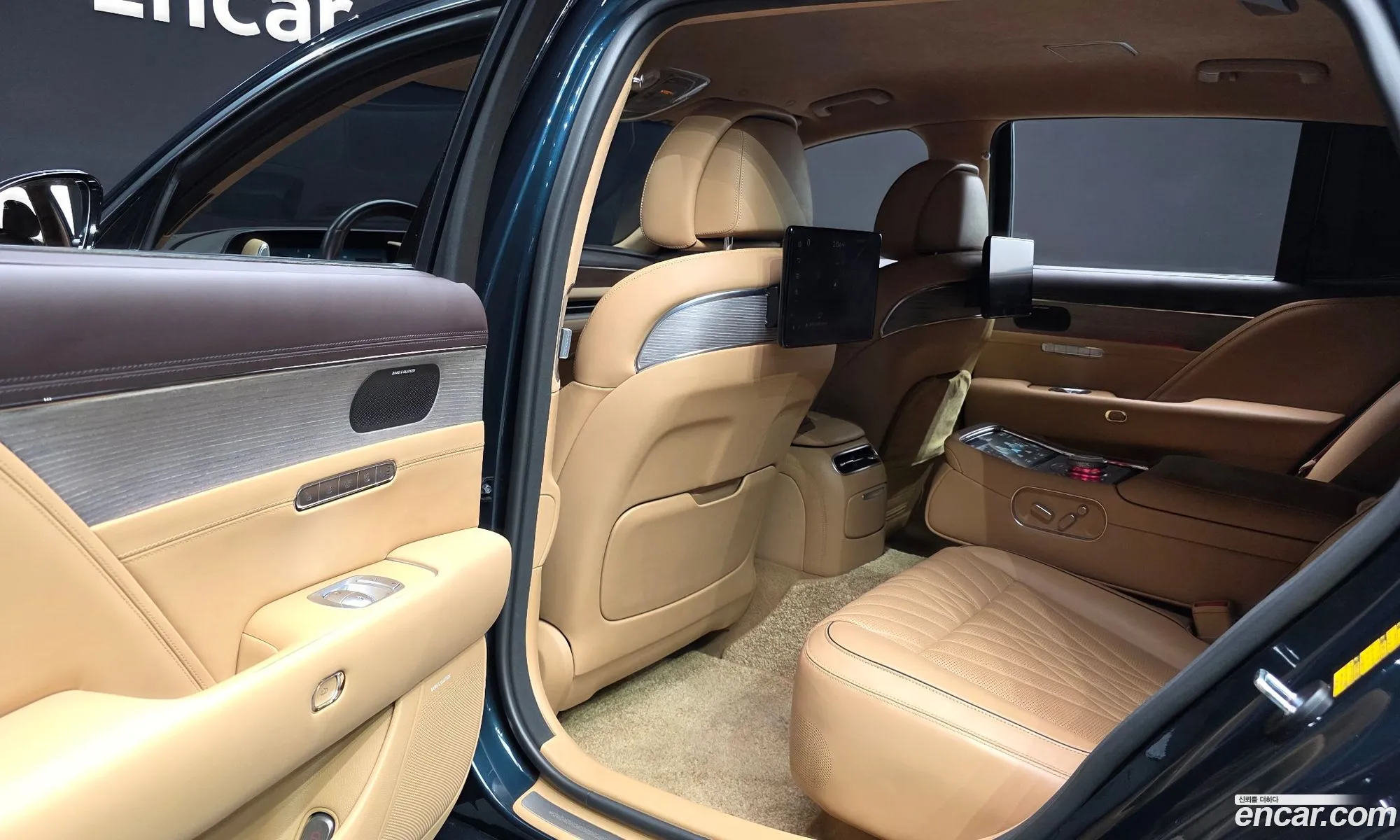 Genesis G90 2022 — 7