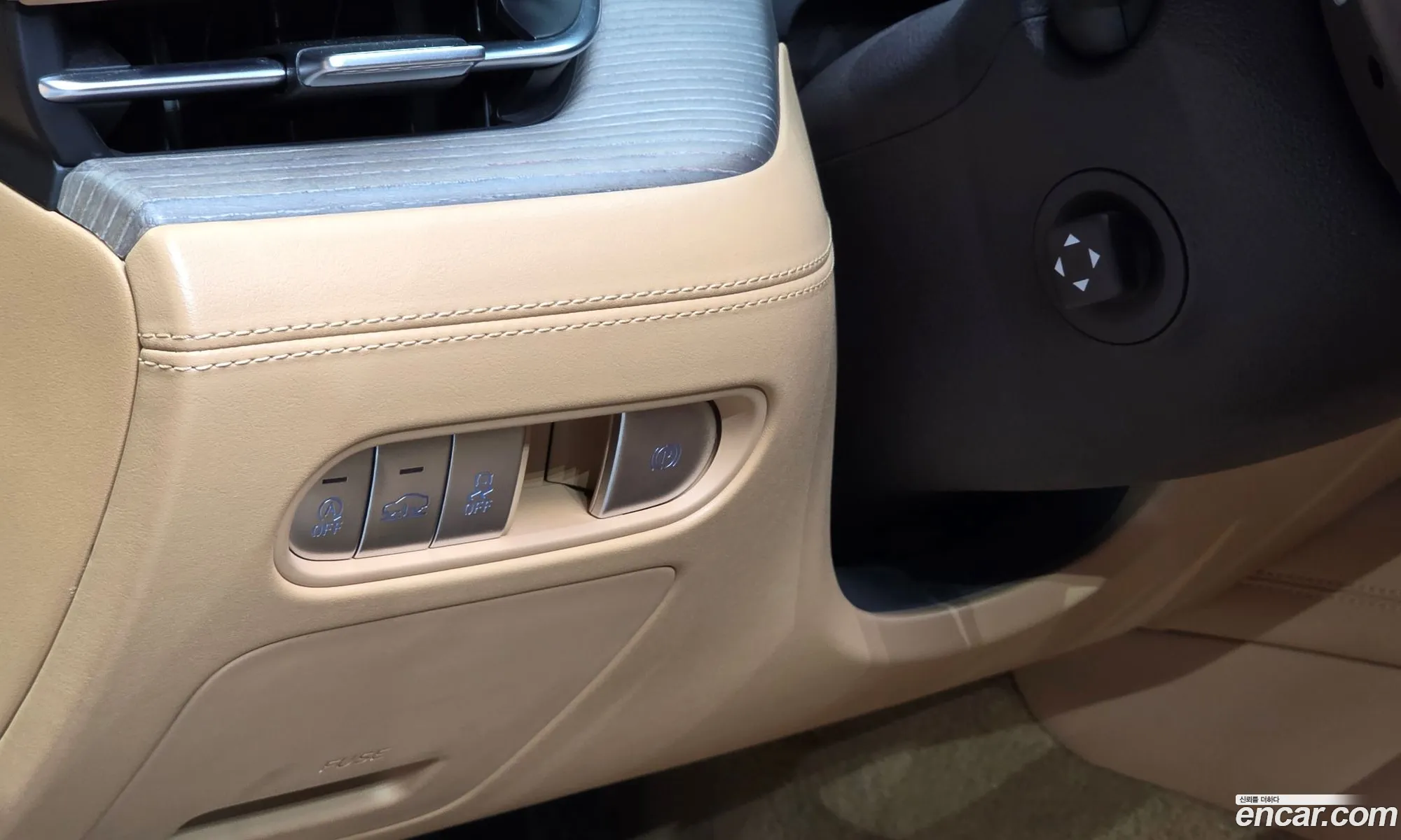 Genesis G90 2022 — 4