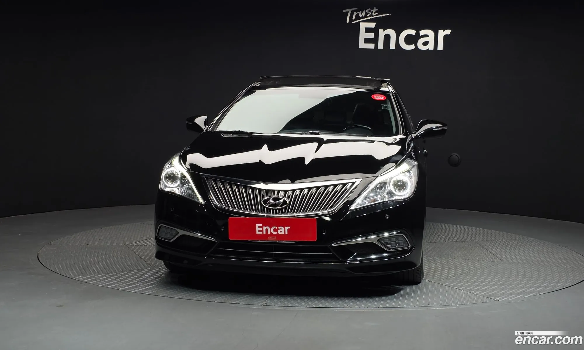 Hyundai Grandeur HG 2015 — 15