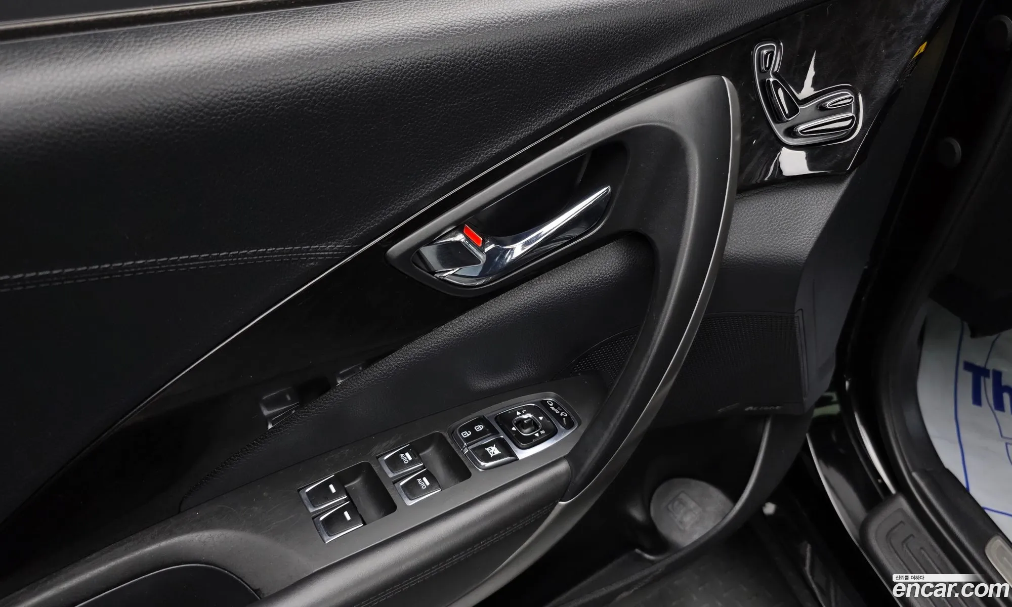 Hyundai Grandeur HG 2015 — 19