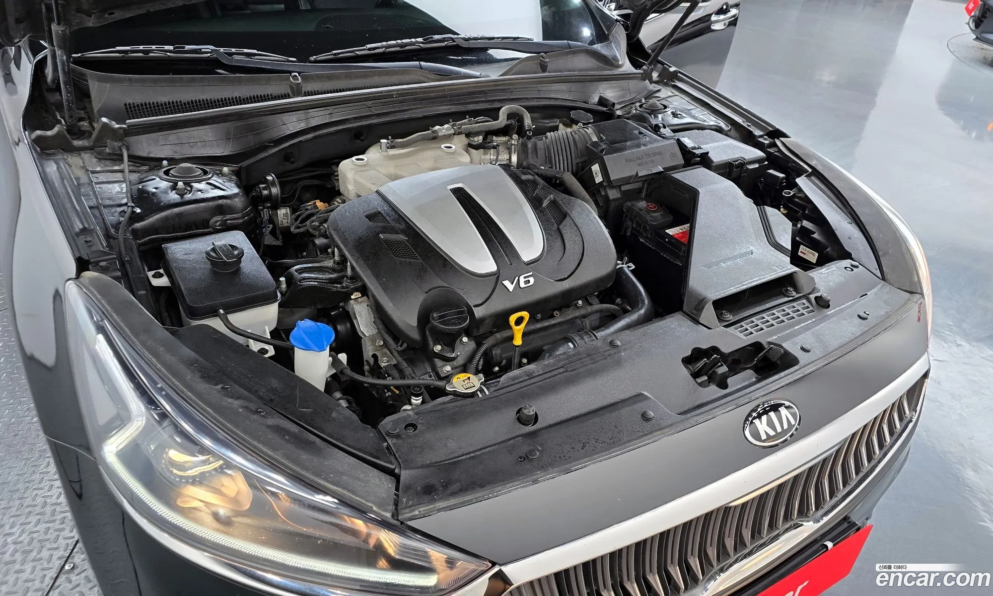 Kia K7 2018 — 18