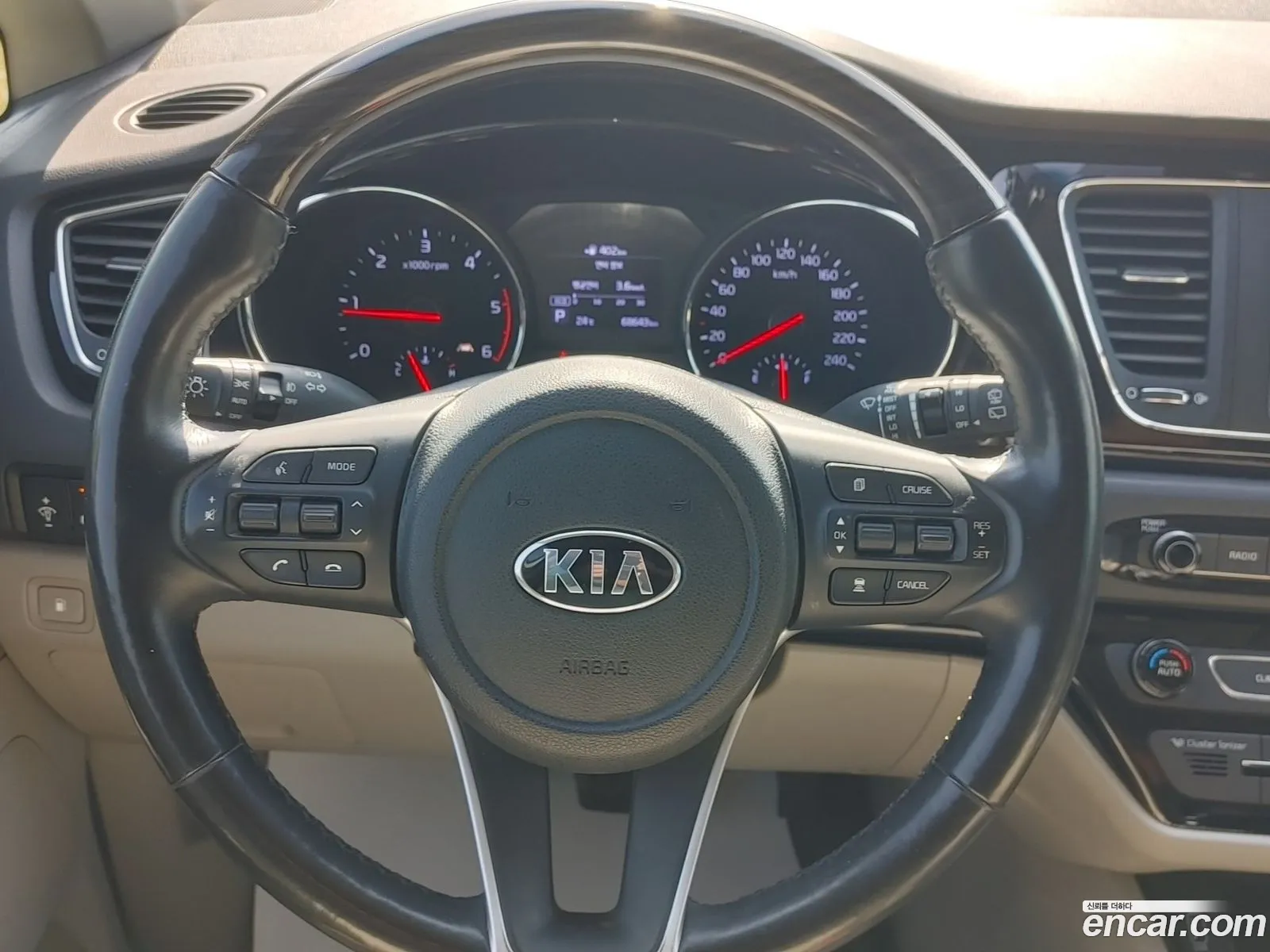 Kia Carnival 2018 — 5