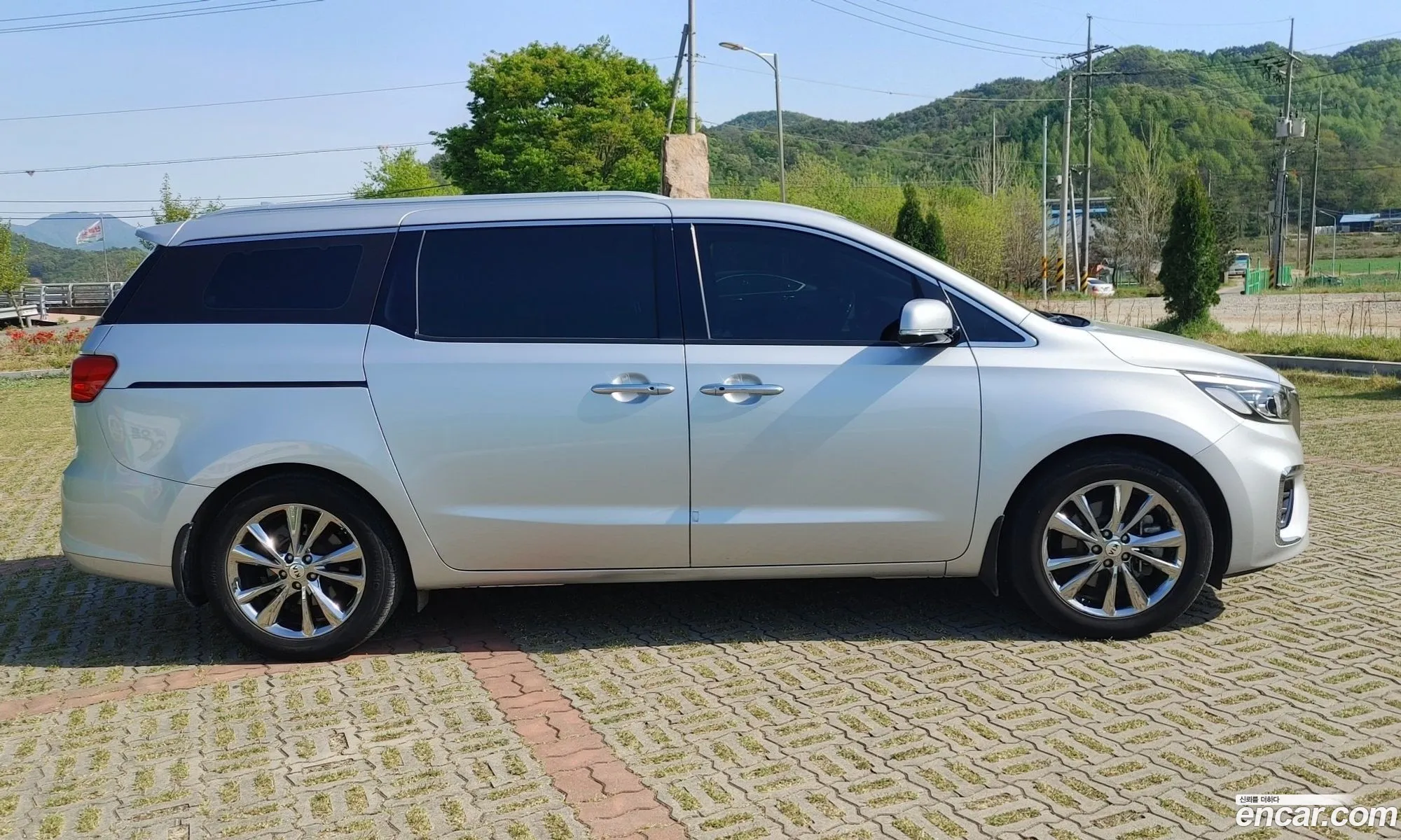 Kia Carnival 2018 — 16