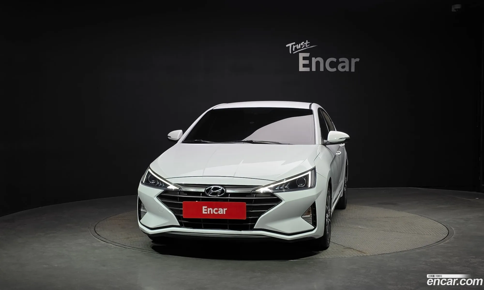 Hyundai Elantra AD 2019 — 4