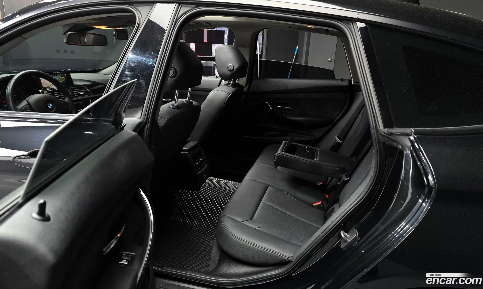 BMW 3 Series GT 2018 — 19