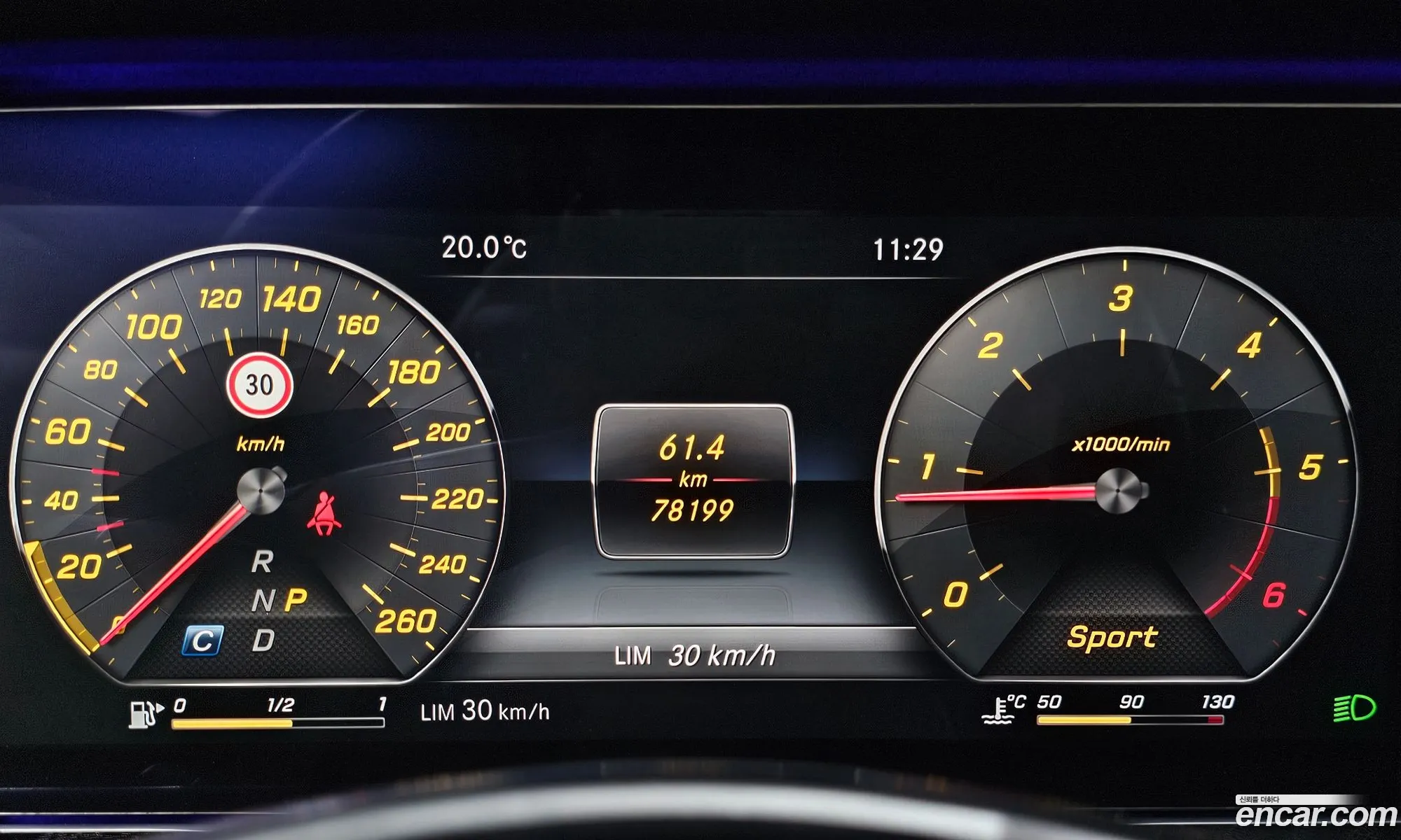 Mercedes-Benz E-Class W213 2017 WDD1J1EBXHF009885 — 3