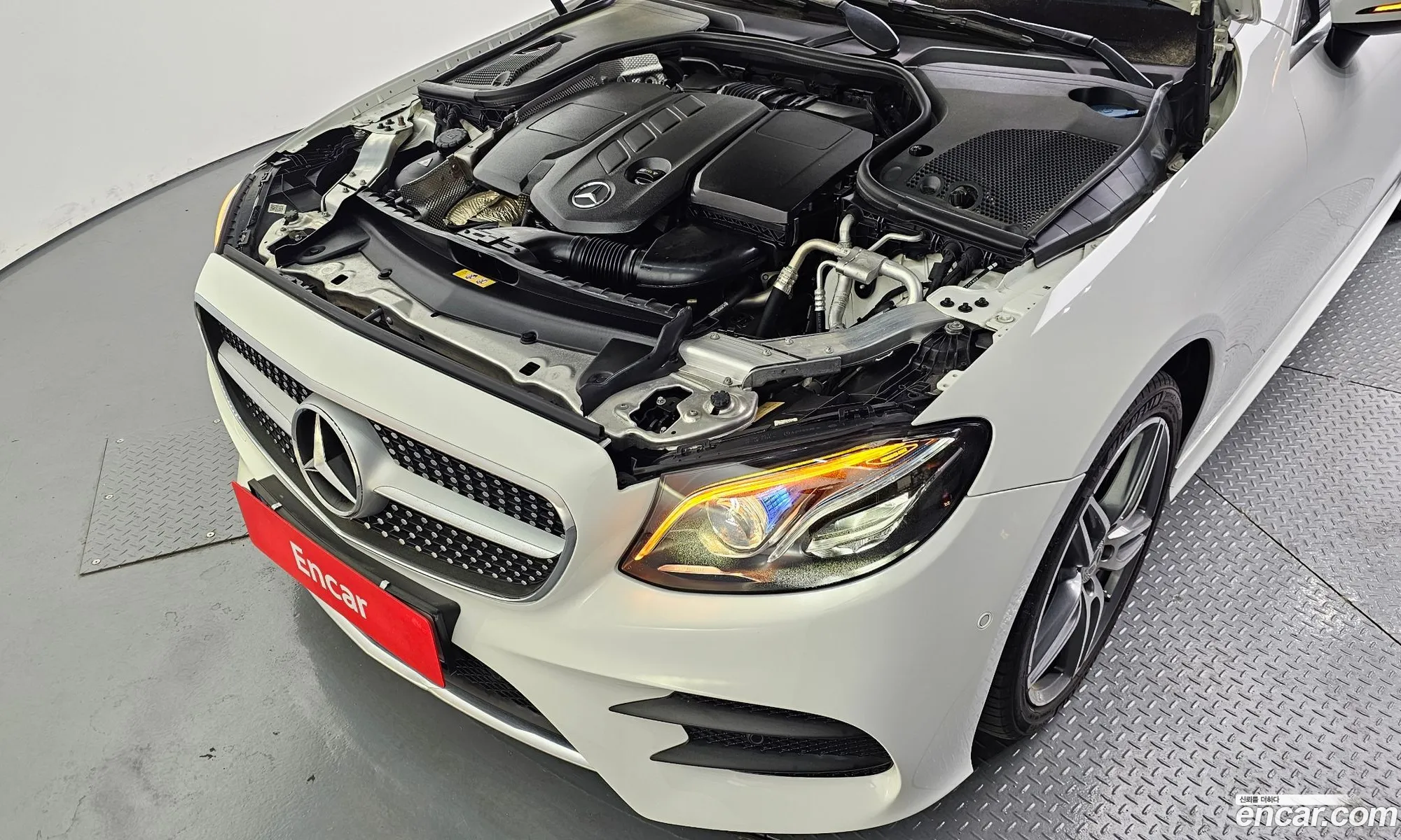 Mercedes-Benz E-Class W213 2017 WDD1J1EBXHF009885 — 27