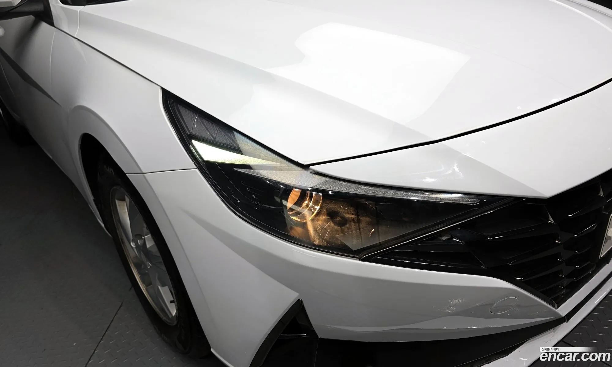 Hyundai Elantra 2022 — 30