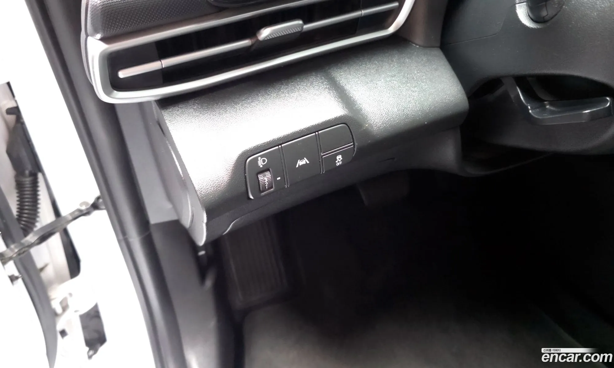 Hyundai Elantra 2022 — 5